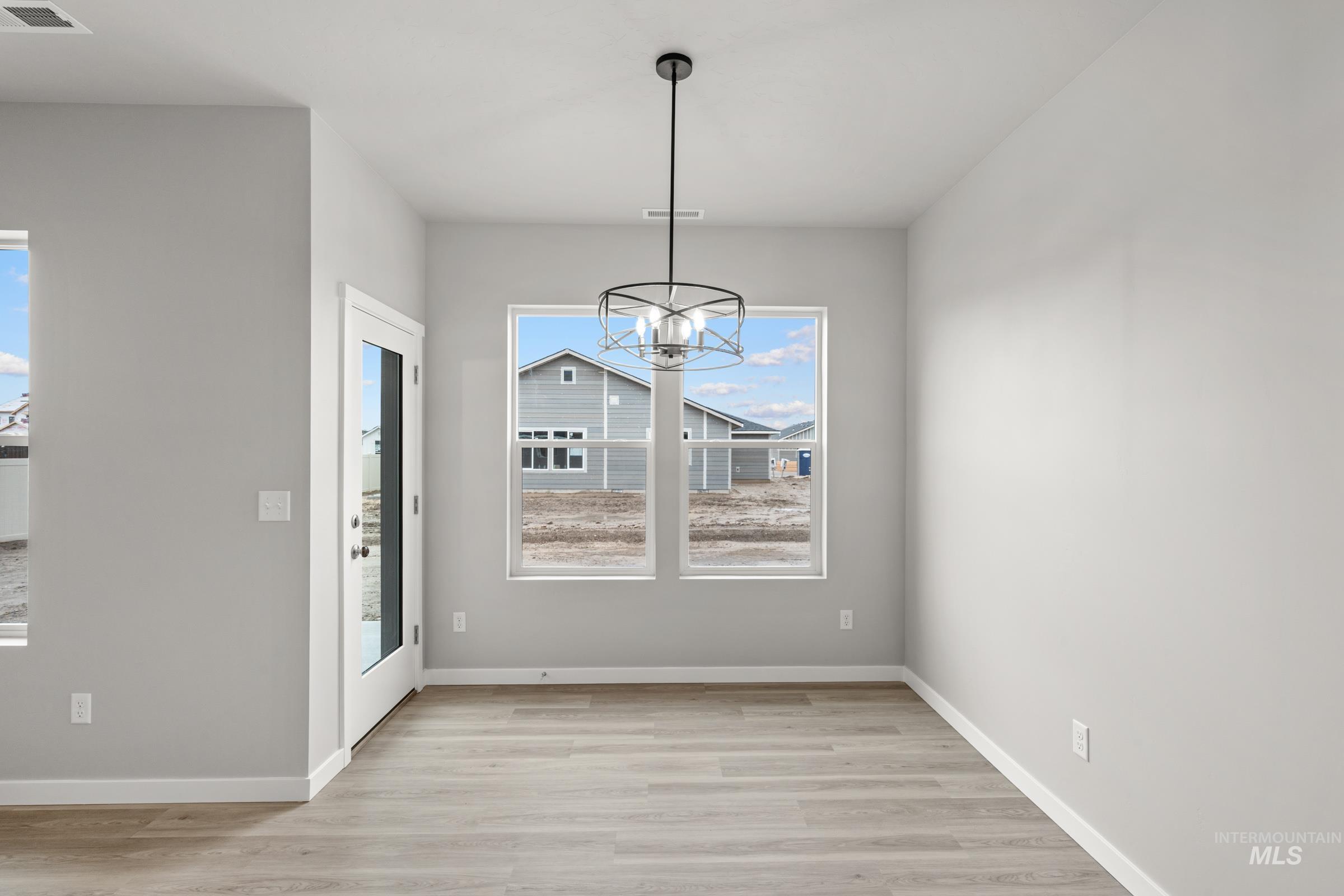 487 Hamlow Ave, Middleton, Idaho 83644, 4 Bedrooms, 2 Bathrooms, Residential For Sale, Price $420,990,MLS 98975500