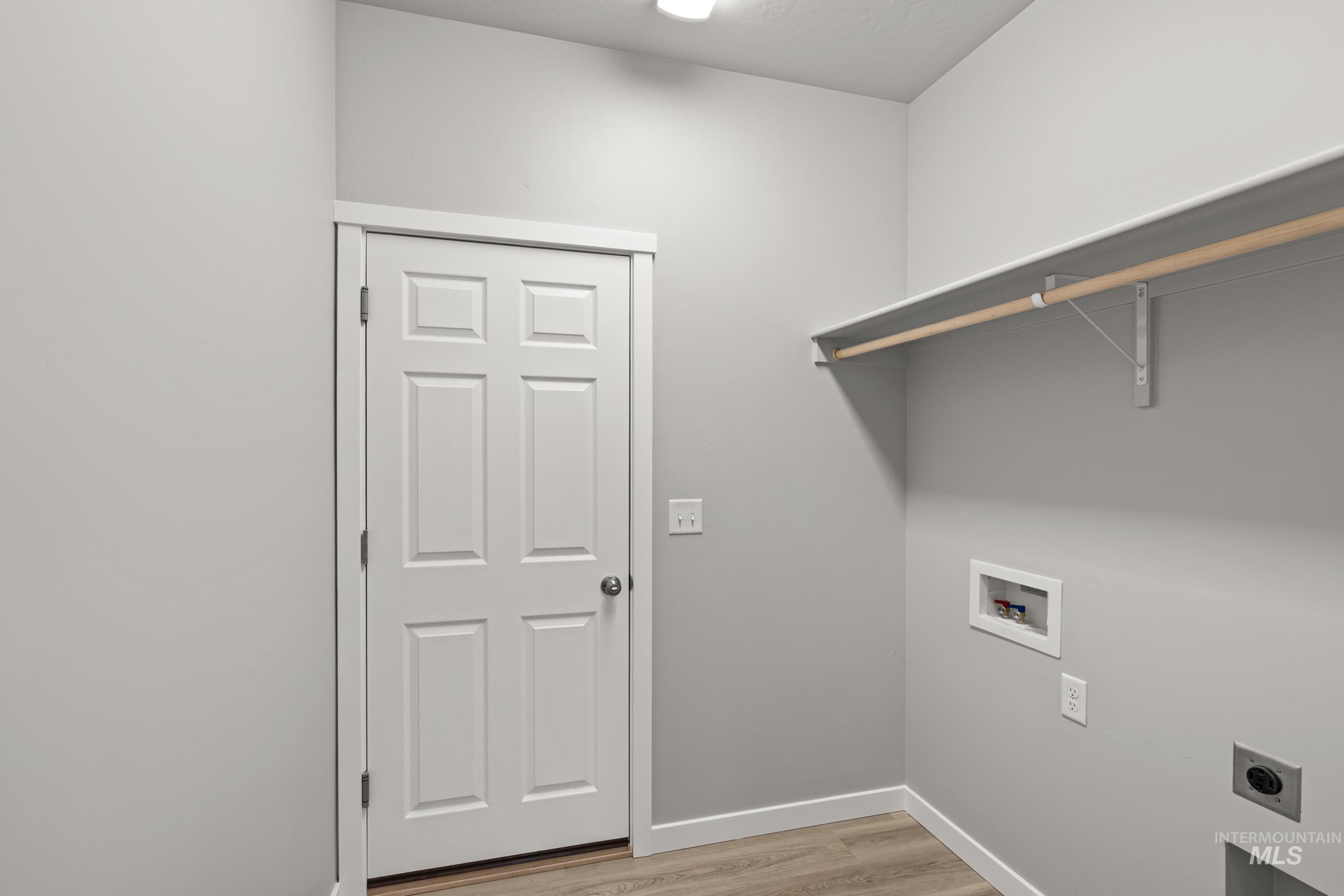 487 Hamlow Ave, Middleton, Idaho 83644, 4 Bedrooms, 2 Bathrooms, Residential For Sale, Price $420,990,MLS 98975500