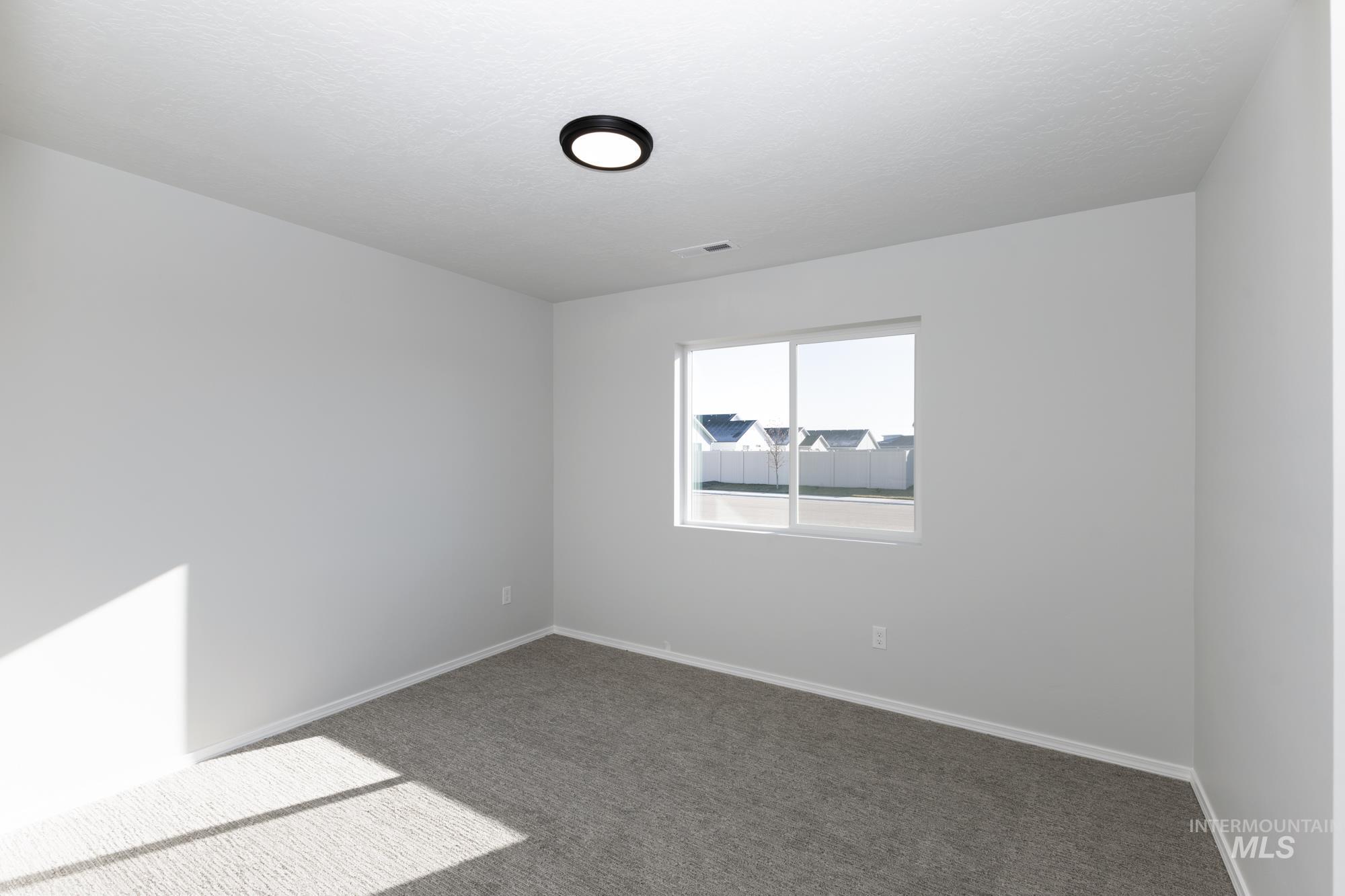 1449 Covington St, Middleton, Idaho 83644, 4 Bedrooms, 2 Bathrooms, Residential For Sale, Price $454,990, 98975501