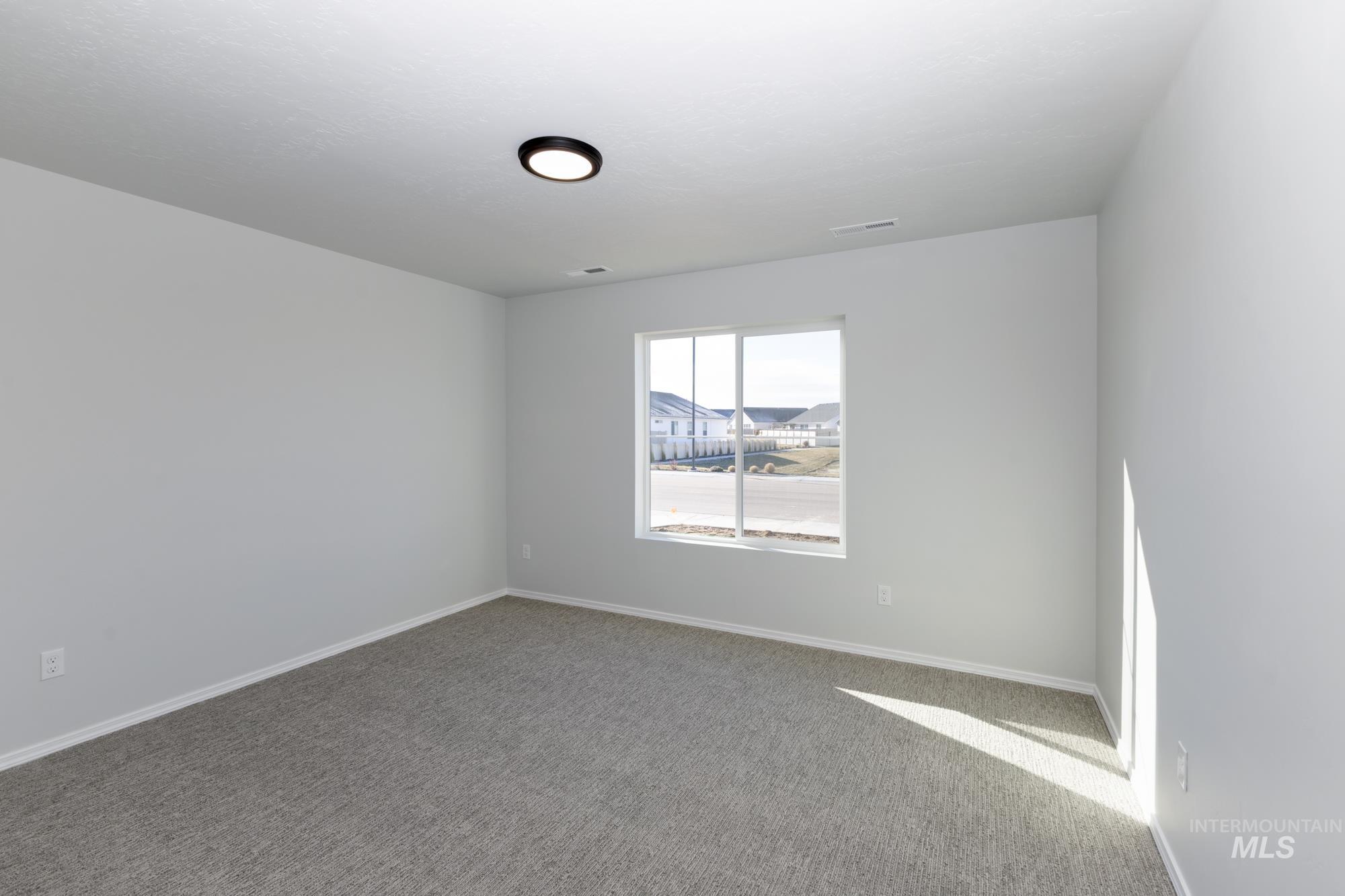 1449 Covington St, Middleton, Idaho 83644, 4 Bedrooms, 2 Bathrooms, Residential For Sale, Price $454,990, 98975501