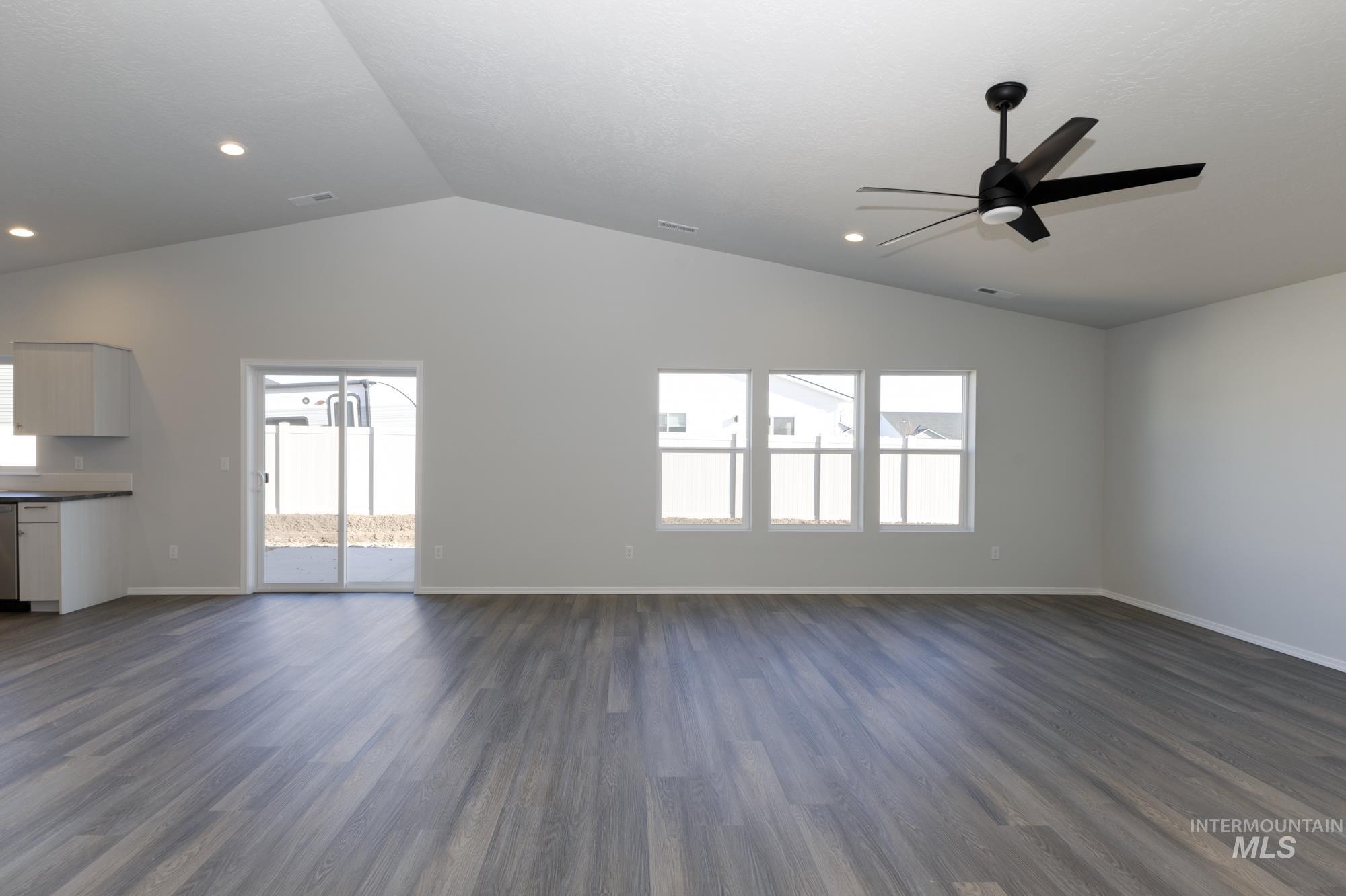 1449 Covington St, Middleton, Idaho 83644, 4 Bedrooms, 2 Bathrooms, Residential For Sale, Price $454,990, 98975501