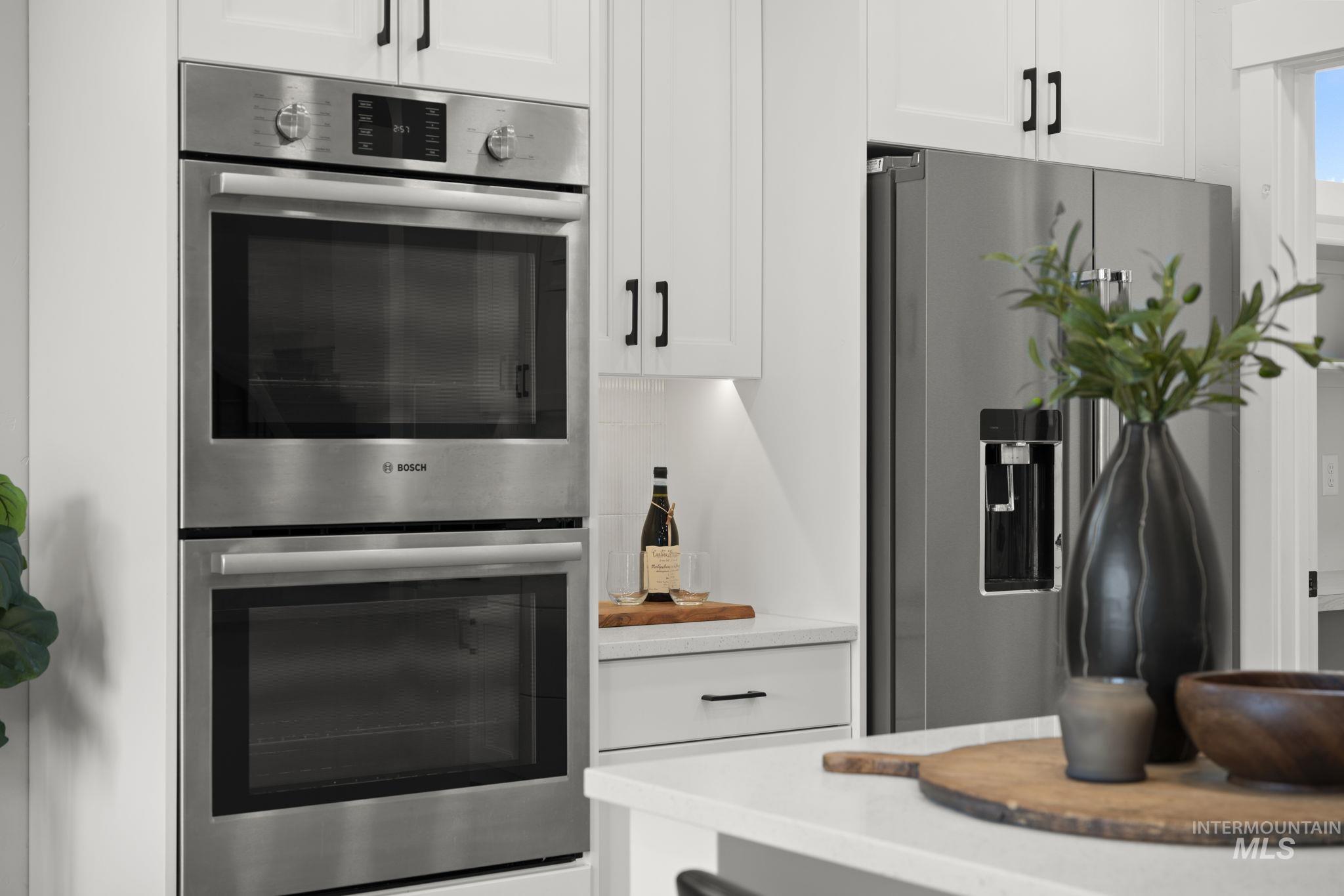 2569 S New Haven Ln, Boise, Idaho 83716, 3 Bedrooms, 2.5 Bathrooms, Residential For Sale, Price $787,700,MLS 98975502