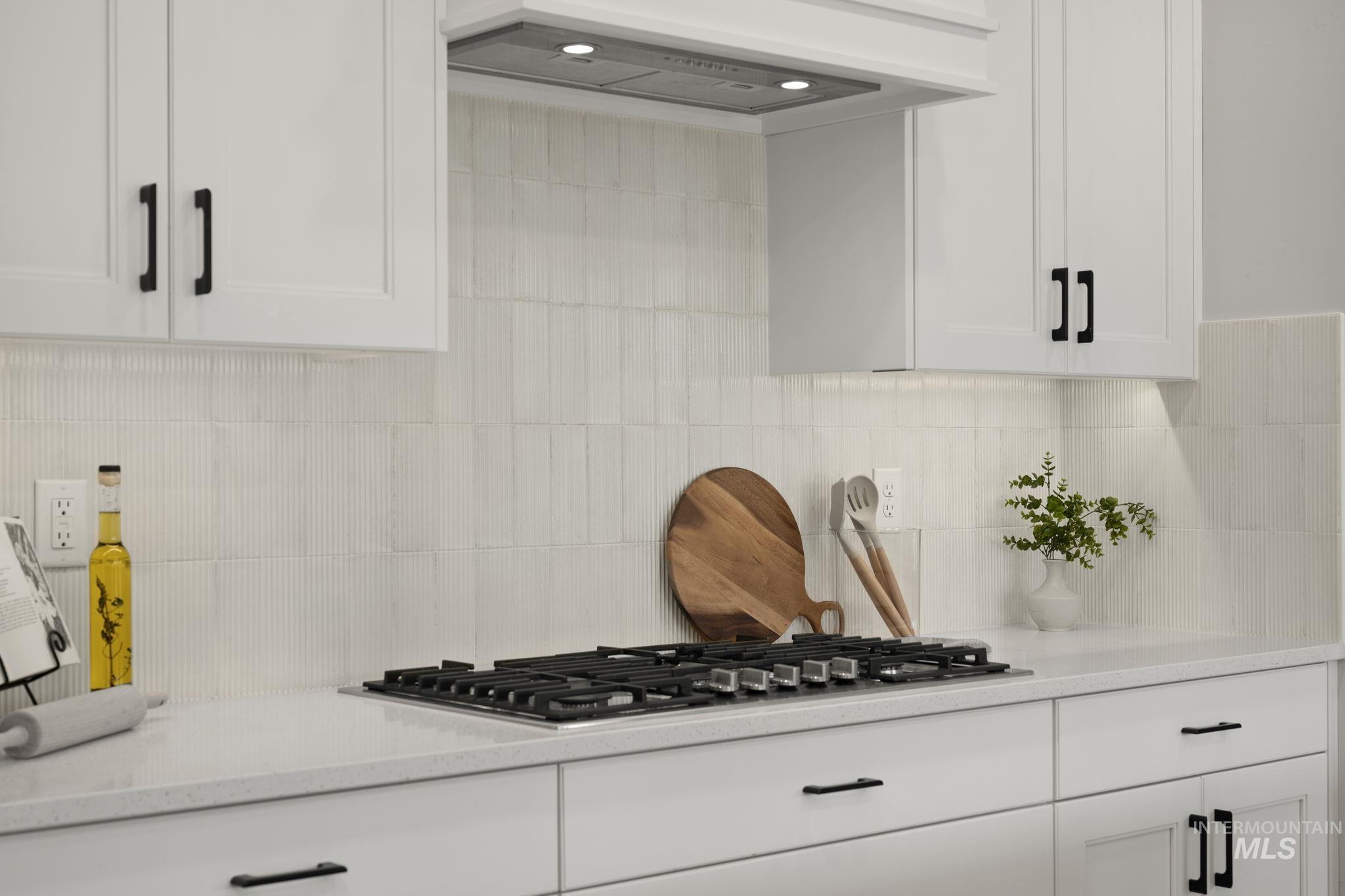 2569 S New Haven Ln, Boise, Idaho 83716, 3 Bedrooms, 2.5 Bathrooms, Residential For Sale, Price $787,700,MLS 98975502