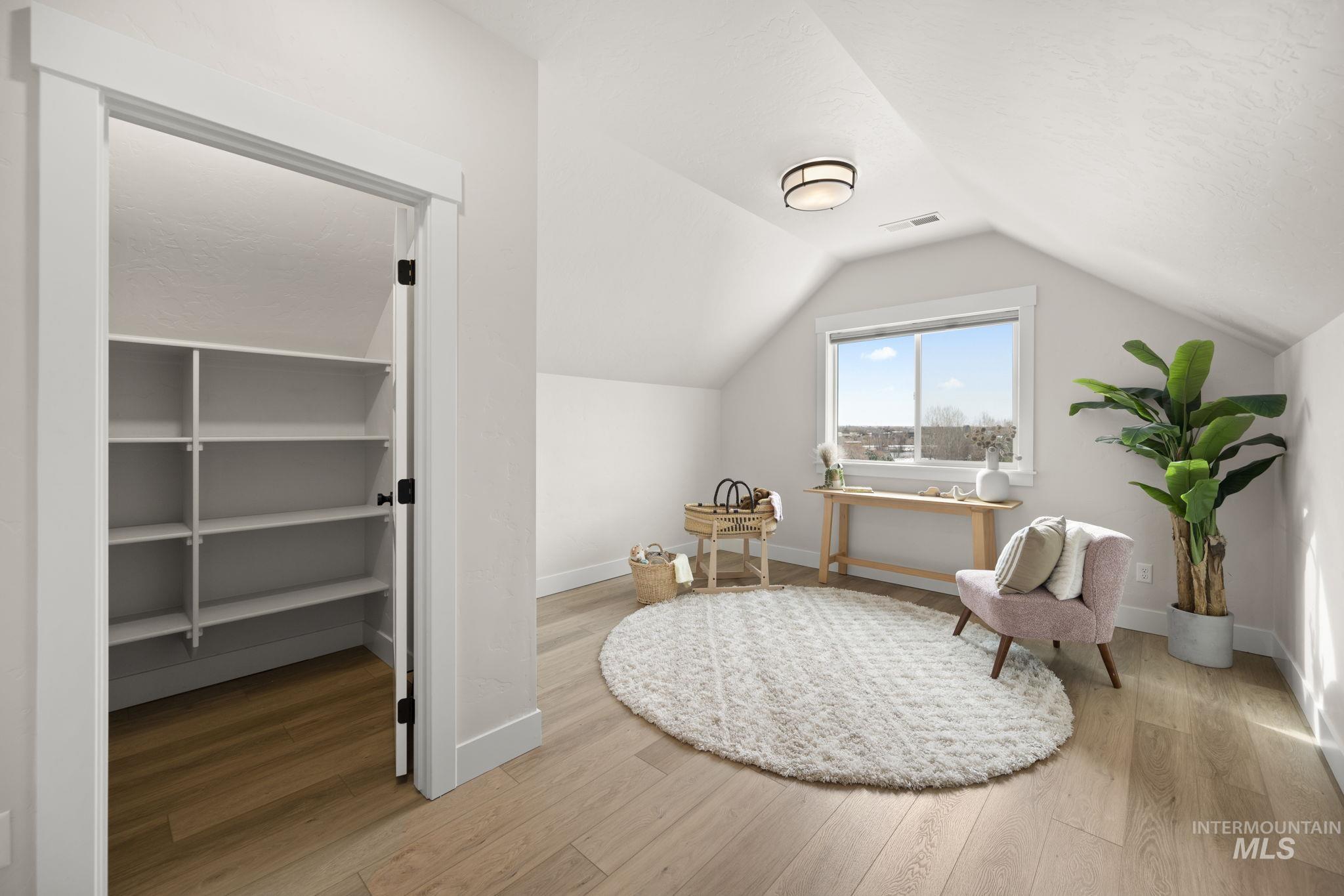 2569 S New Haven Ln, Boise, Idaho 83716, 3 Bedrooms, 2.5 Bathrooms, Residential For Sale, Price $787,700,MLS 98975502