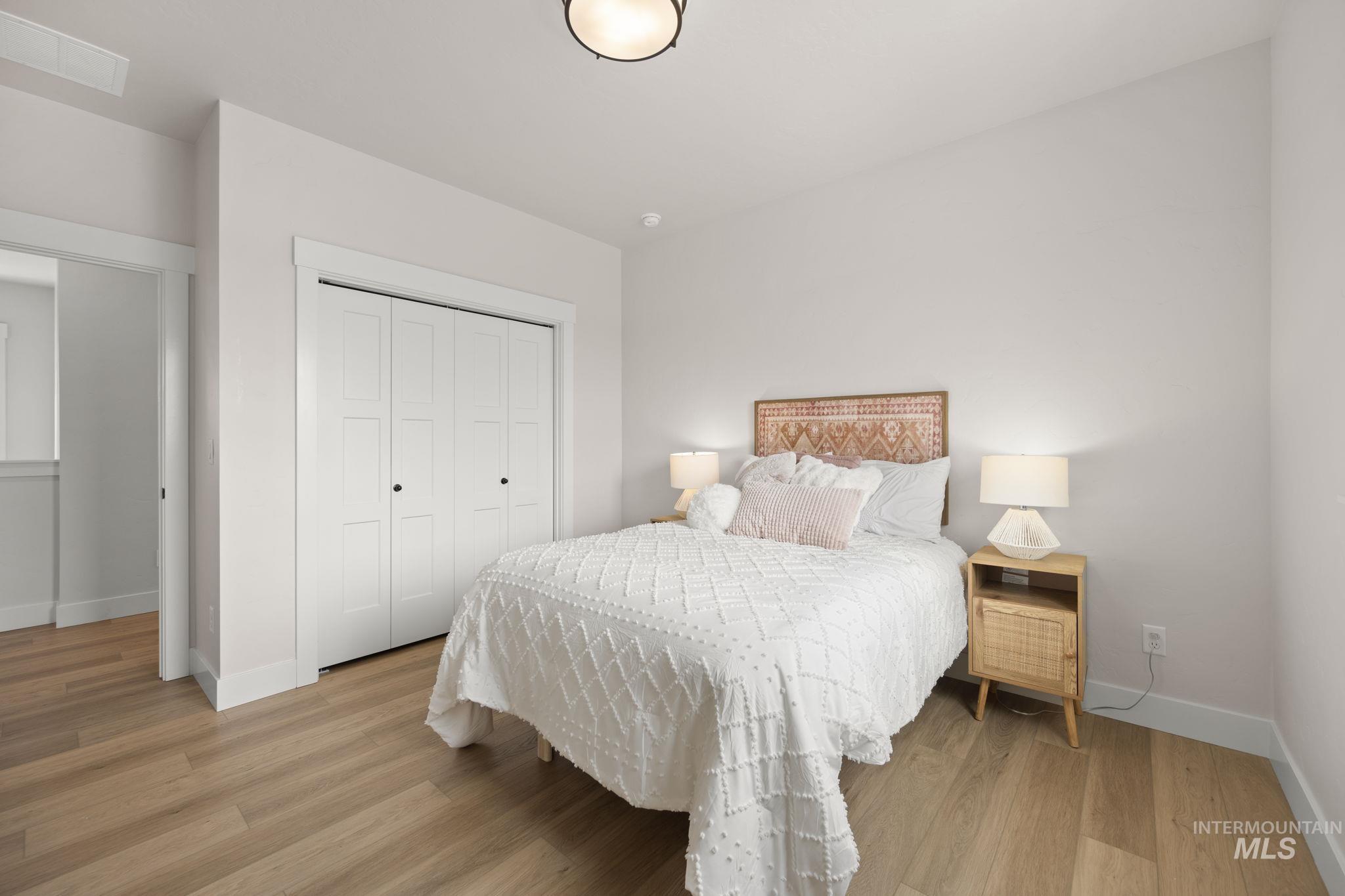 2569 S New Haven Ln, Boise, Idaho 83716, 3 Bedrooms, 2.5 Bathrooms, Residential For Sale, Price $787,700,MLS 98975502