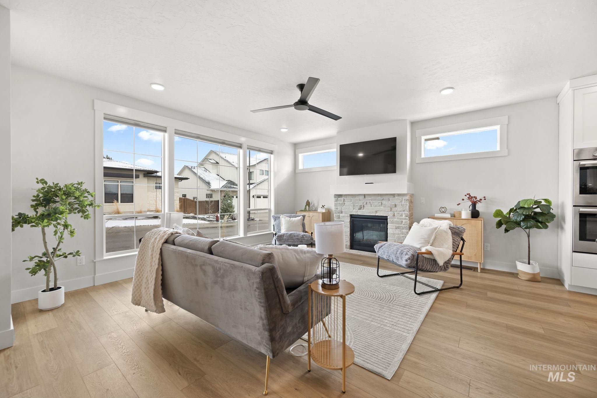 2569 S New Haven Ln, Boise, Idaho 83716, 3 Bedrooms, 2.5 Bathrooms, Residential For Sale, Price $787,700,MLS 98975502