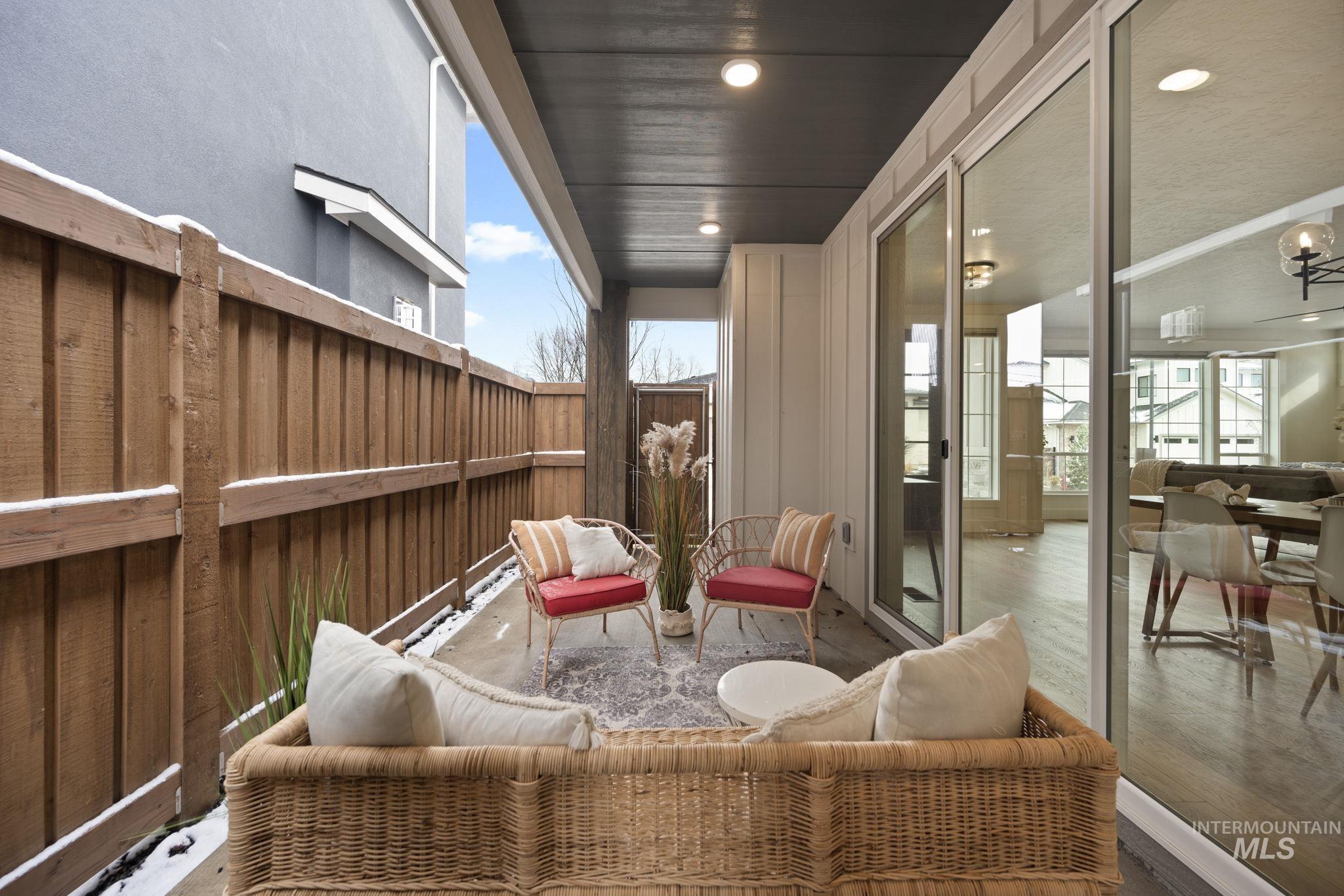 2569 S New Haven Ln, Boise, Idaho 83716, 3 Bedrooms, 2.5 Bathrooms, Residential For Sale, Price $787,700,MLS 98975502