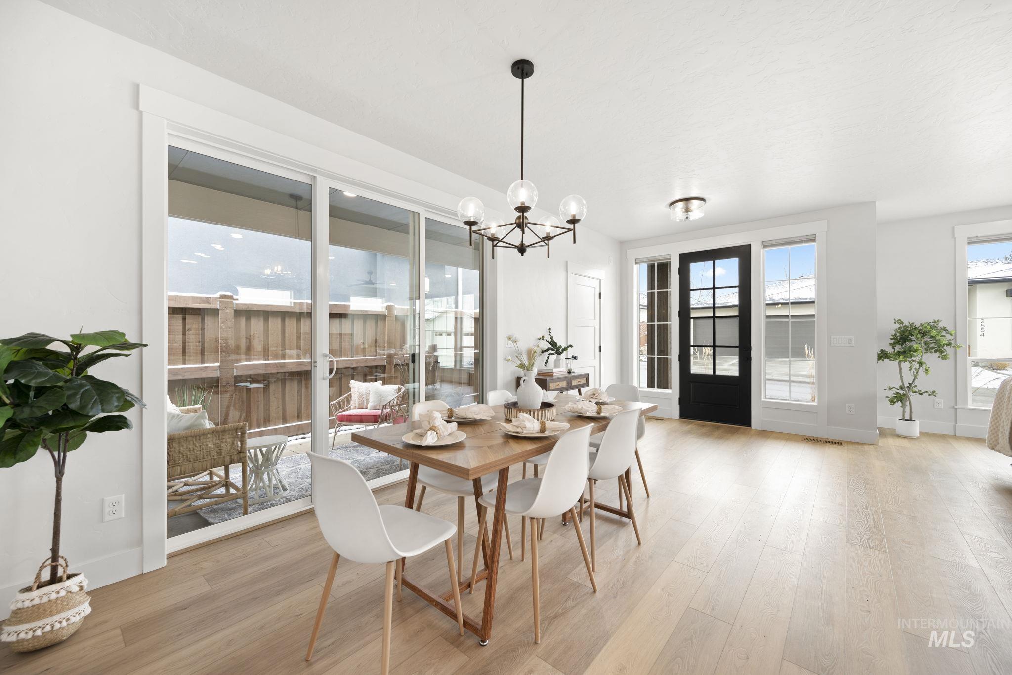 2569 S New Haven Ln, Boise, Idaho 83716, 3 Bedrooms, 2.5 Bathrooms, Residential For Sale, Price $787,700,MLS 98975502