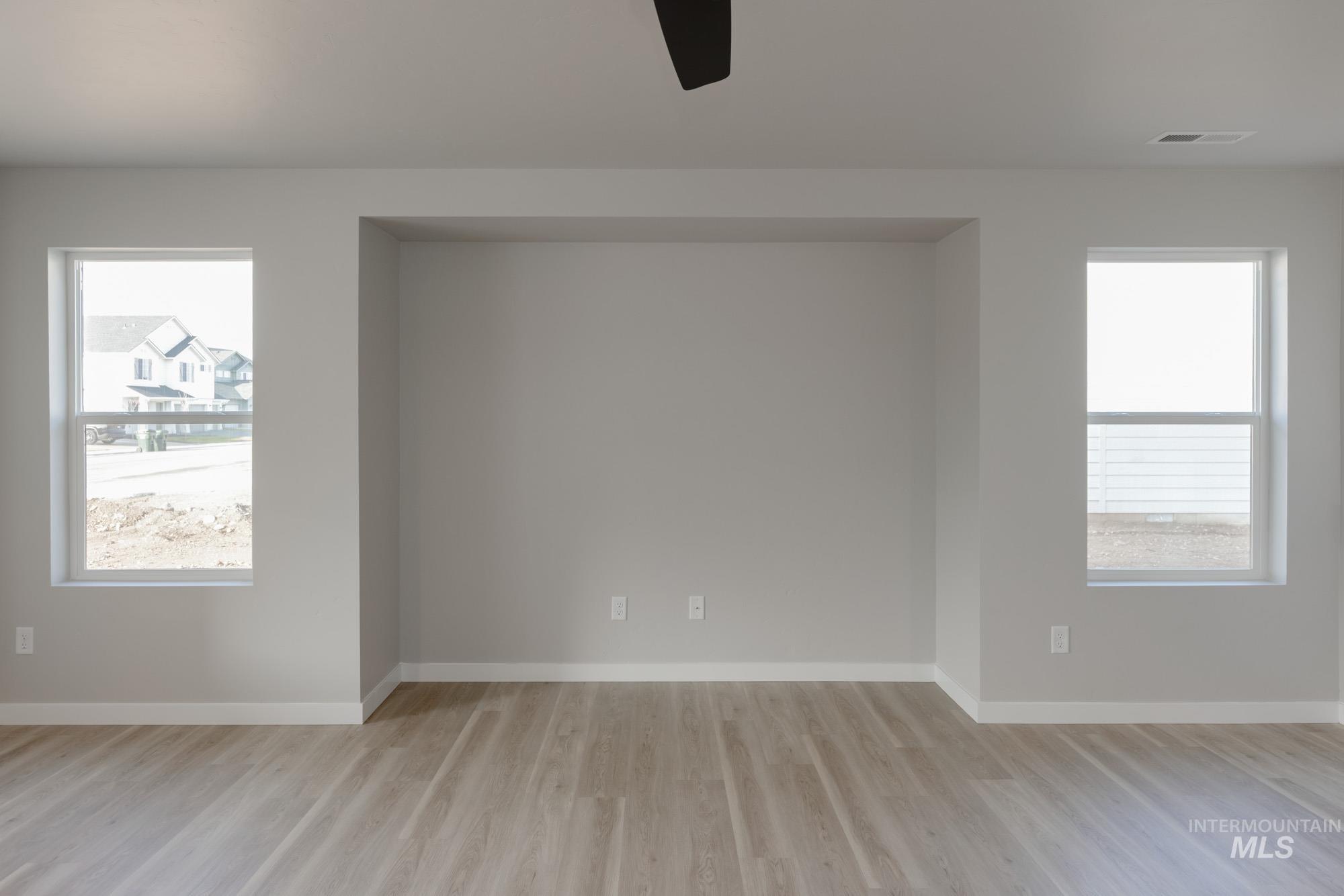 1557 Covington St, Middleton, Idaho 83644, 4 Bedrooms, 2.5 Bathrooms, Residential For Sale, Price $550,990,MLS 98975504