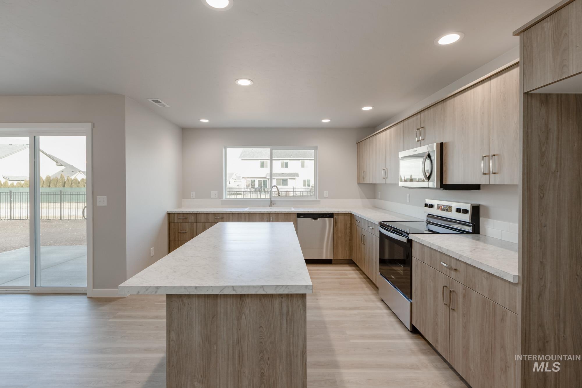 1557 Covington St, Middleton, Idaho 83644, 4 Bedrooms, 2.5 Bathrooms, Residential For Sale, Price $550,990,MLS 98975504