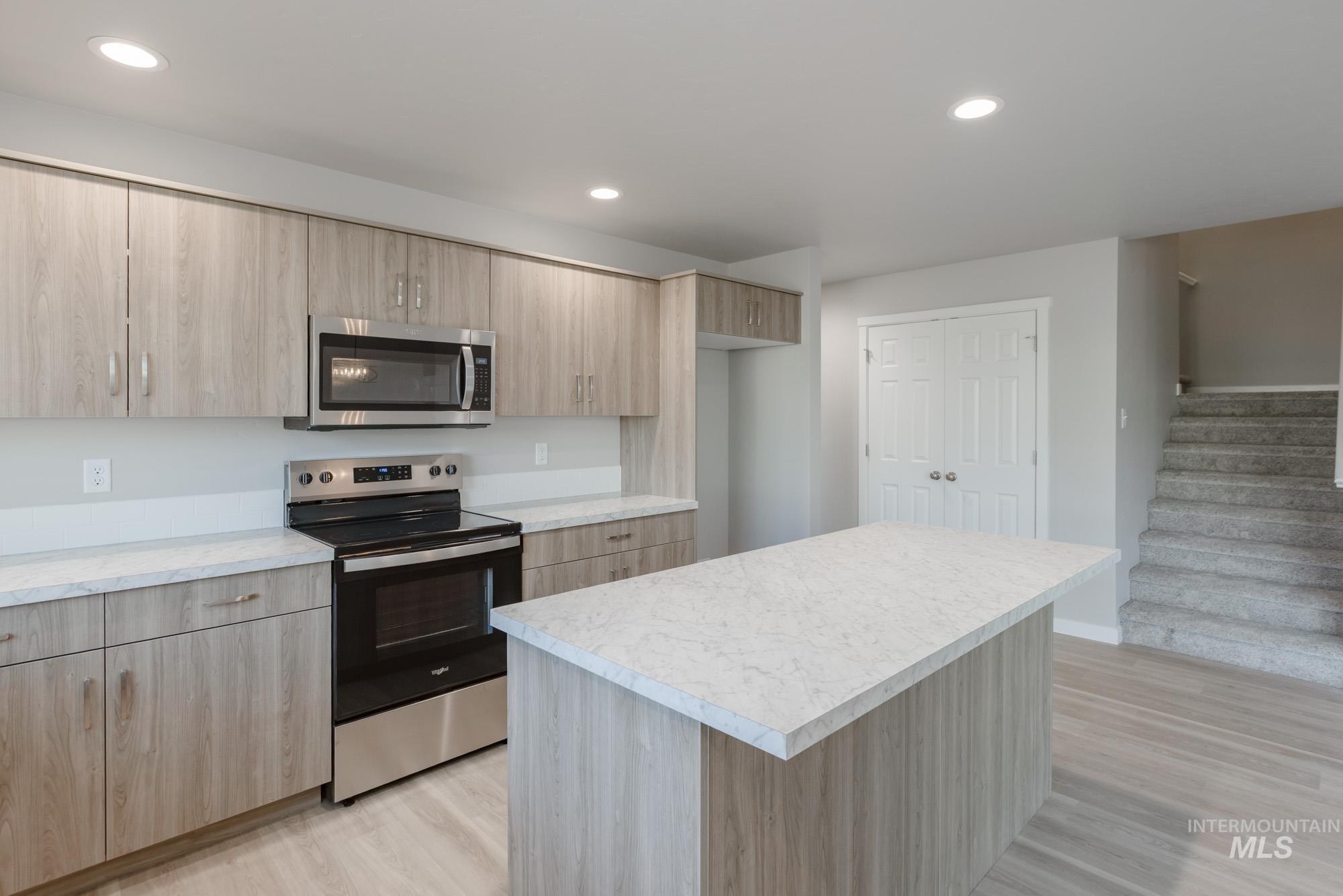 1557 Covington St, Middleton, Idaho 83644, 4 Bedrooms, 2.5 Bathrooms, Residential For Sale, Price $550,990,MLS 98975504