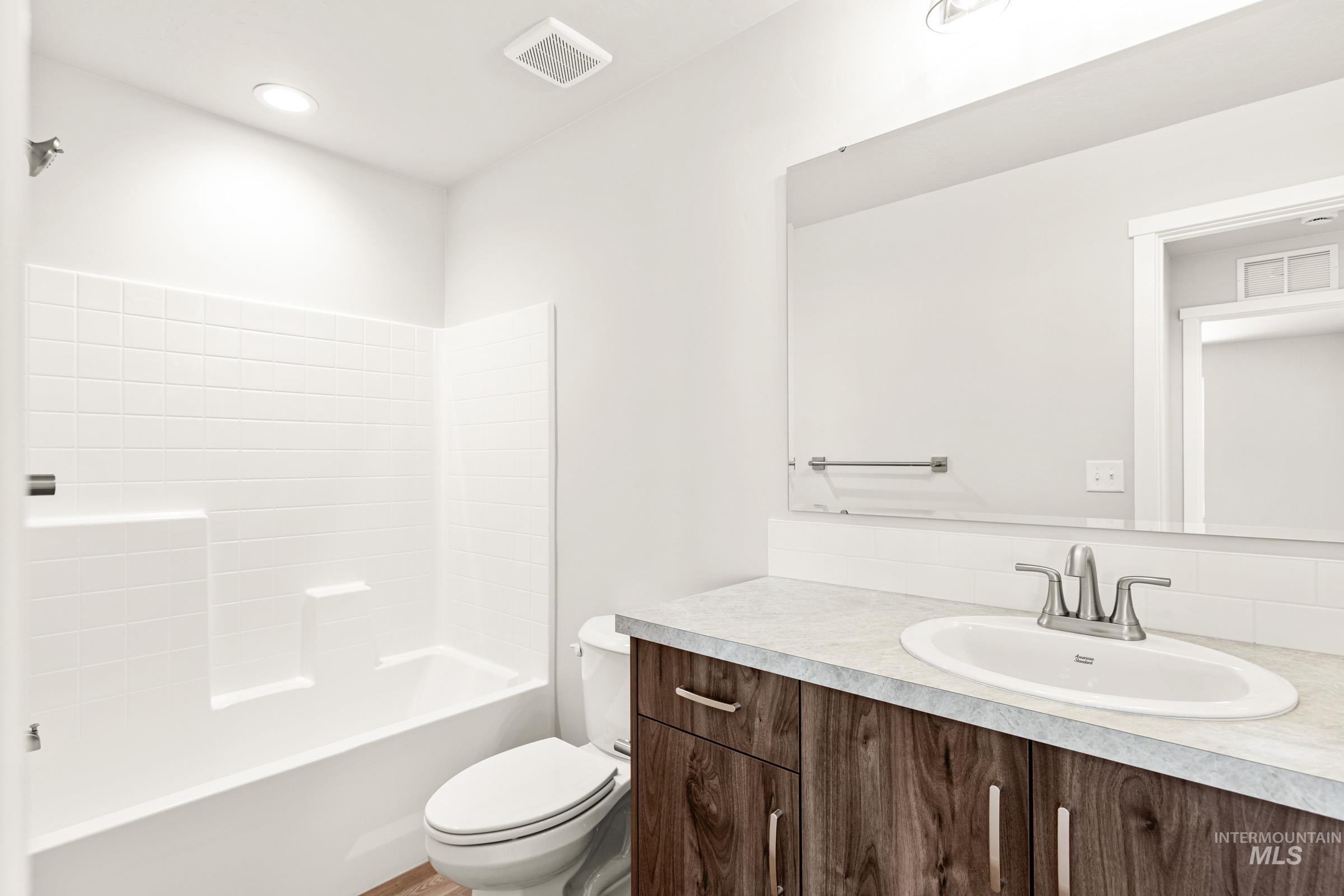 1613 Covington St, Middleton, Idaho 83644, 5 Bedrooms, 3 Bathrooms, Residential For Sale, Price $540,990,MLS 98975506