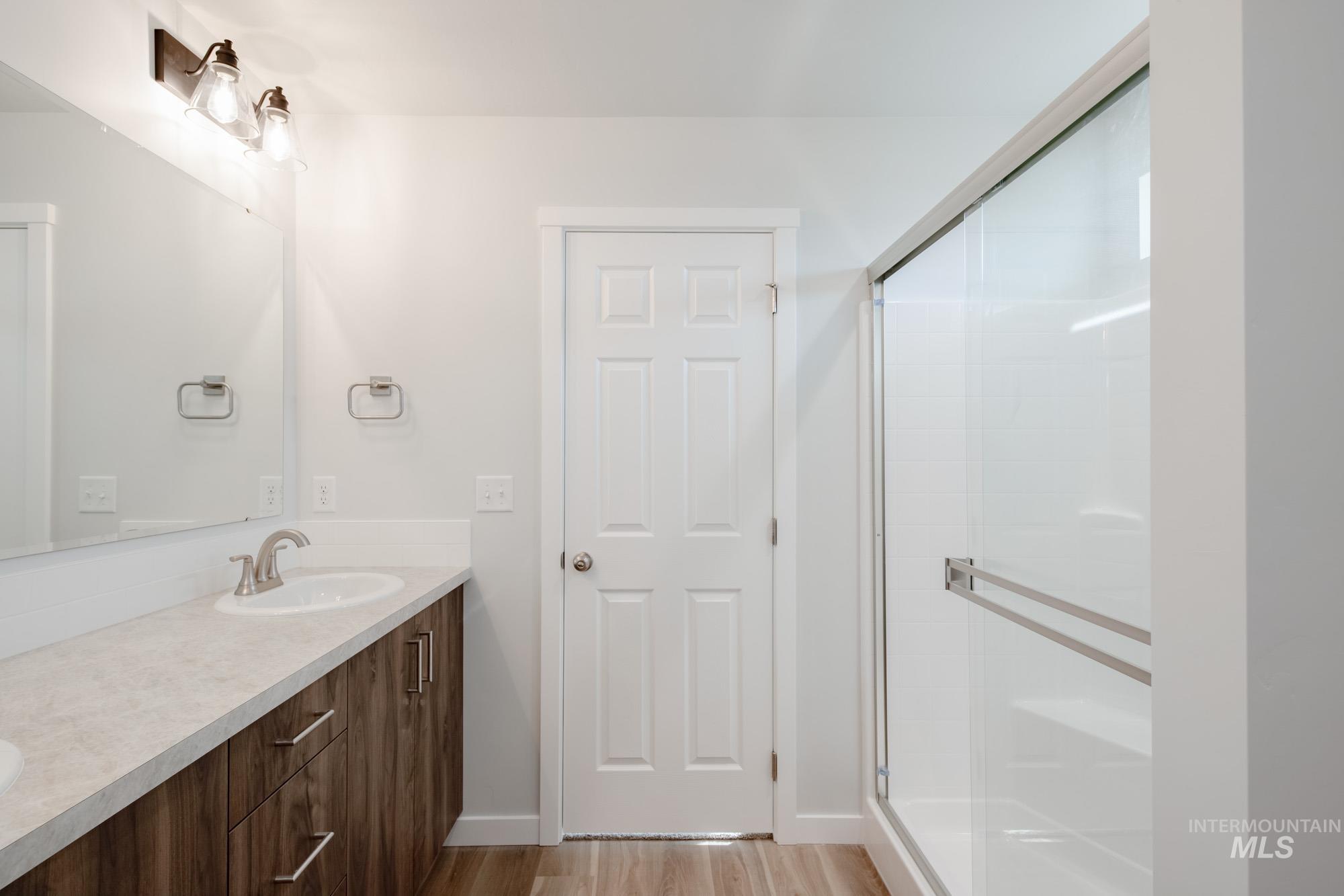 1613 Covington St, Middleton, Idaho 83644, 5 Bedrooms, 3 Bathrooms, Residential For Sale, Price $540,990,MLS 98975506