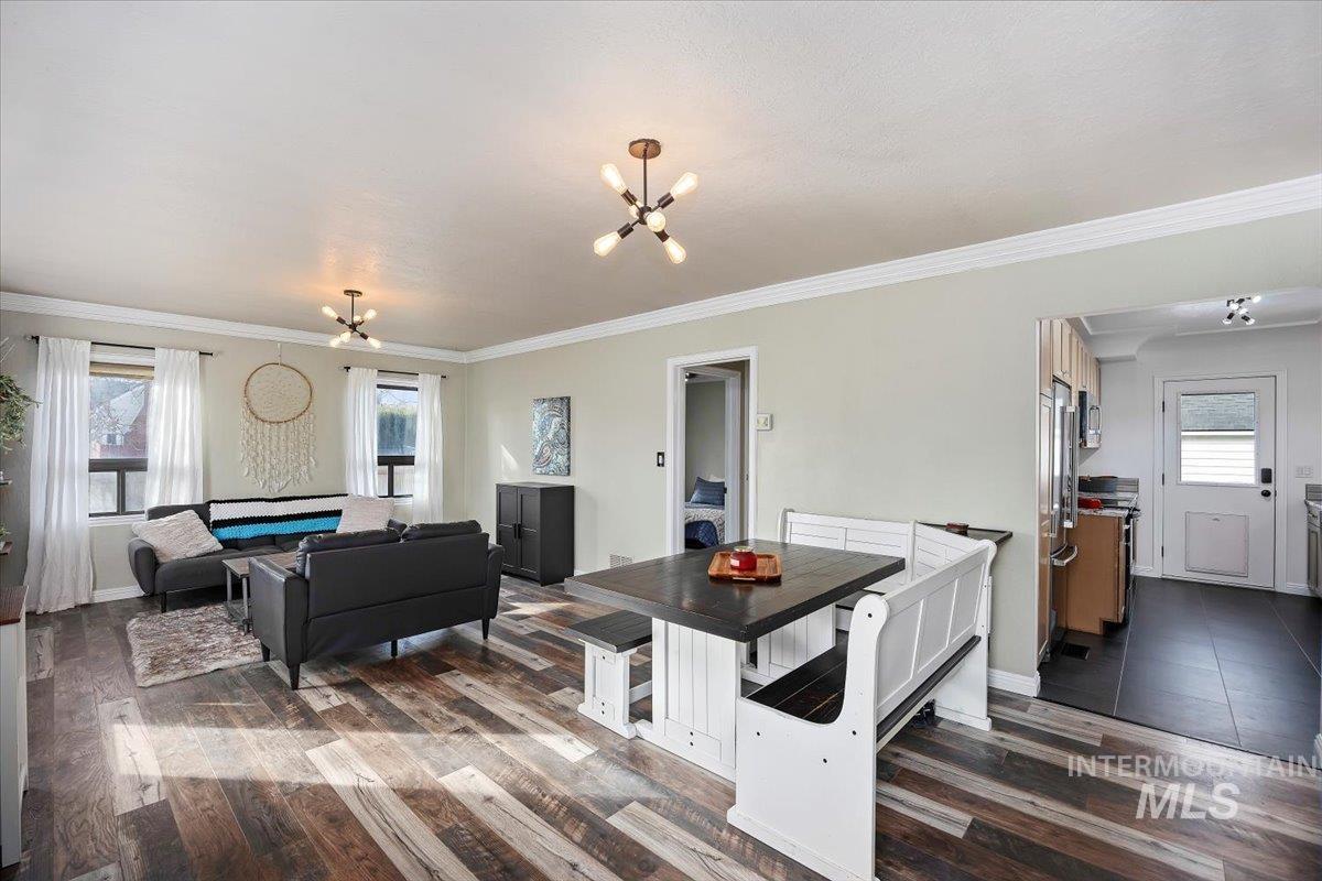 205 Fillmore Street, Twin Falls, Idaho 83301, 3 Bedrooms, 2 Bathrooms, Residential For Sale, Price $349,000,MLS 98975509