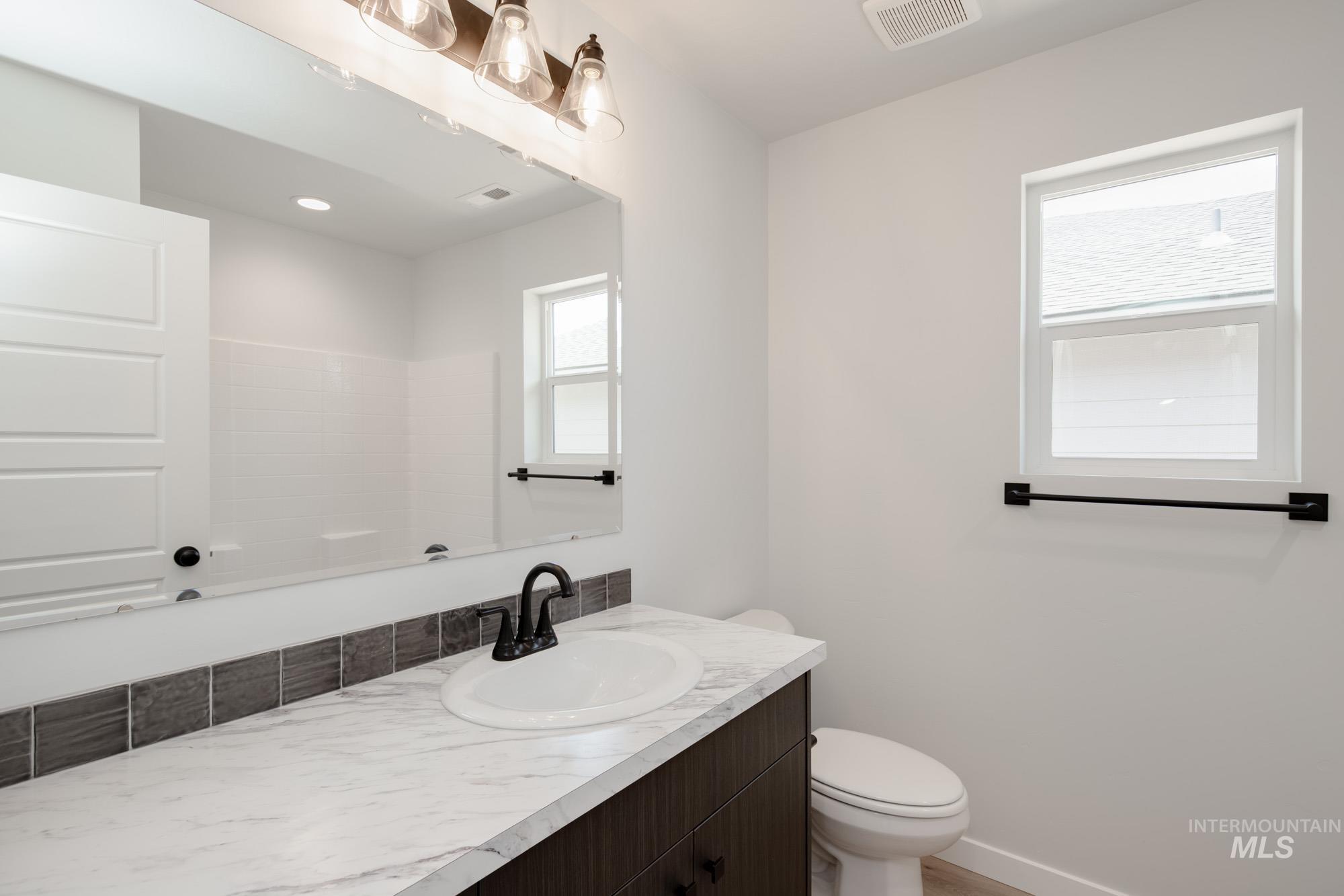 1623 Celina St, Middleton, Idaho 83644, 3 Bedrooms, 2 Bathrooms, Residential For Sale, Price $419,990, 98975510