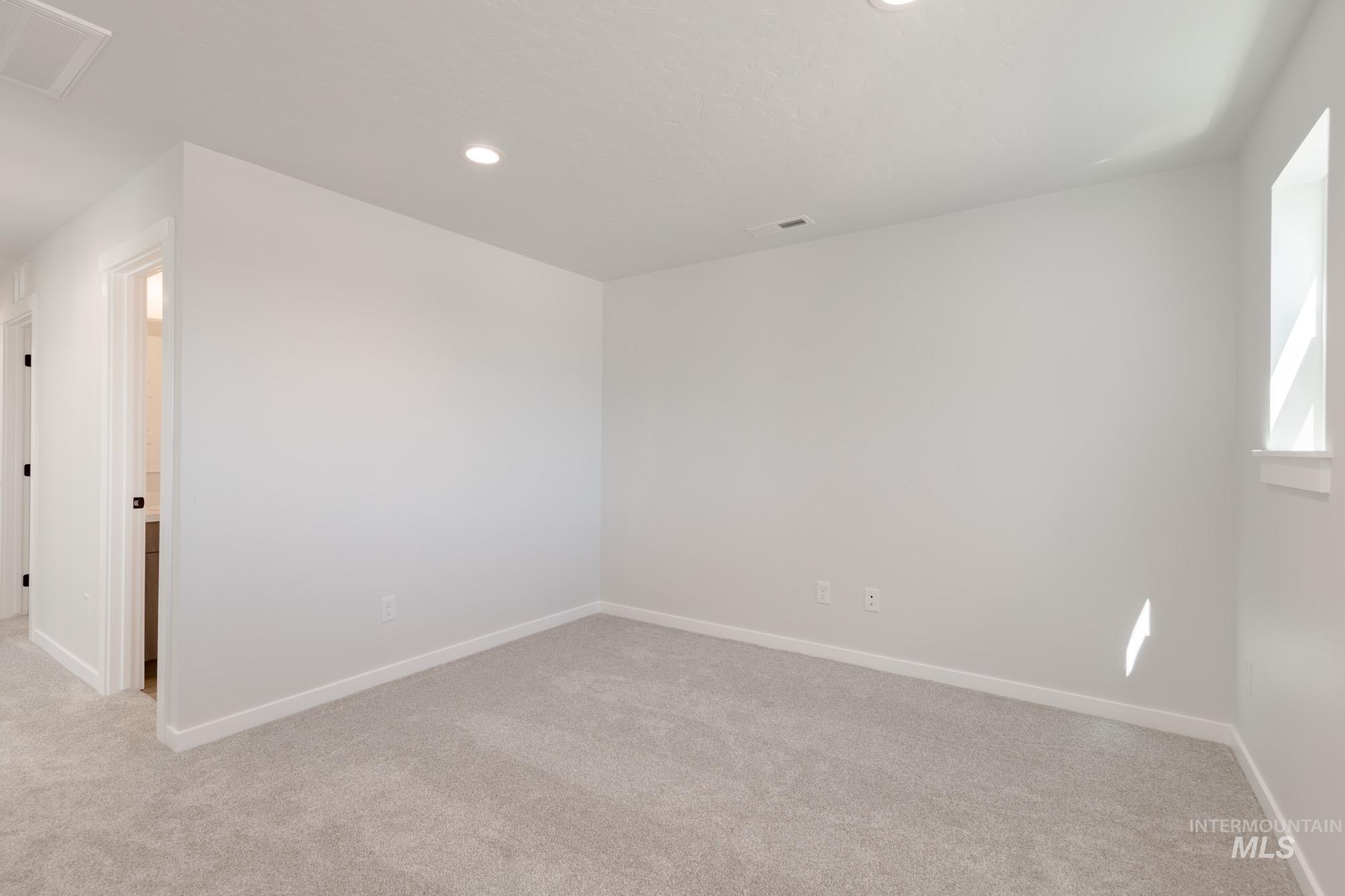 6733 S Harvest Cove Ave, Boise, Idaho 83709, 3 Bedrooms, 2.5 Bathrooms, Residential For Sale, Price $459,990, 98975511