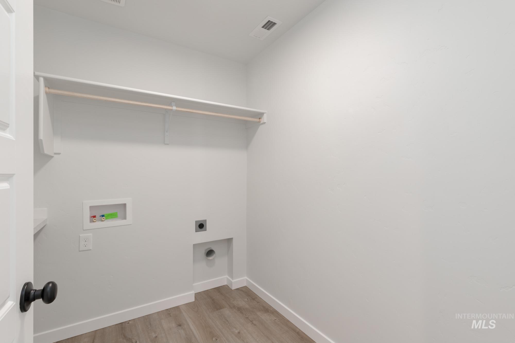 6733 S Harvest Cove Ave, Boise, Idaho 83709, 3 Bedrooms, 2.5 Bathrooms, Residential For Sale, Price $459,990, 98975511