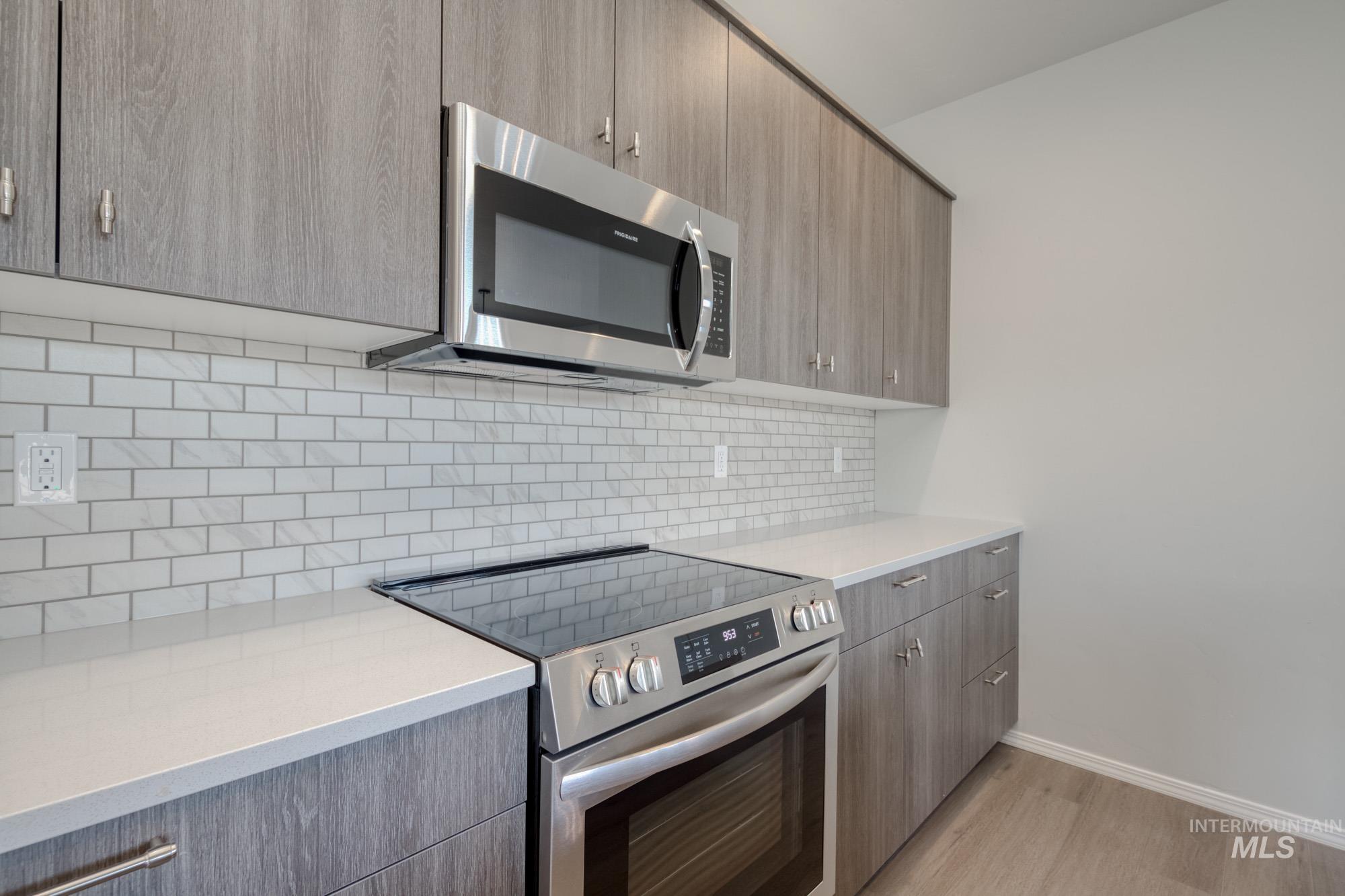 6741 S Harvest Cove Ave, Boise, Idaho 83709, 3 Bedrooms, 2.5 Bathrooms, Residential For Sale, Price $444,990, 98975512