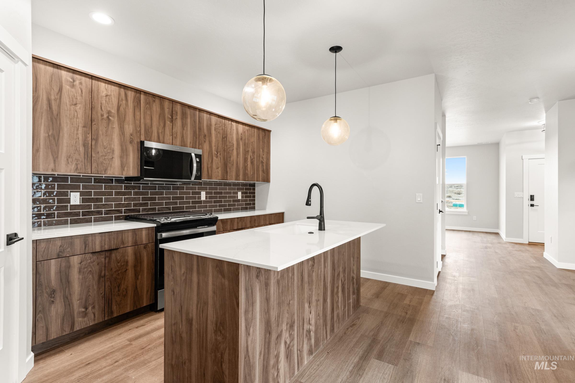 6741 S Harvest Cove Ave, Boise, Idaho 83709, 3 Bedrooms, 2.5 Bathrooms, Residential For Sale, Price $444,990,MLS 98975512