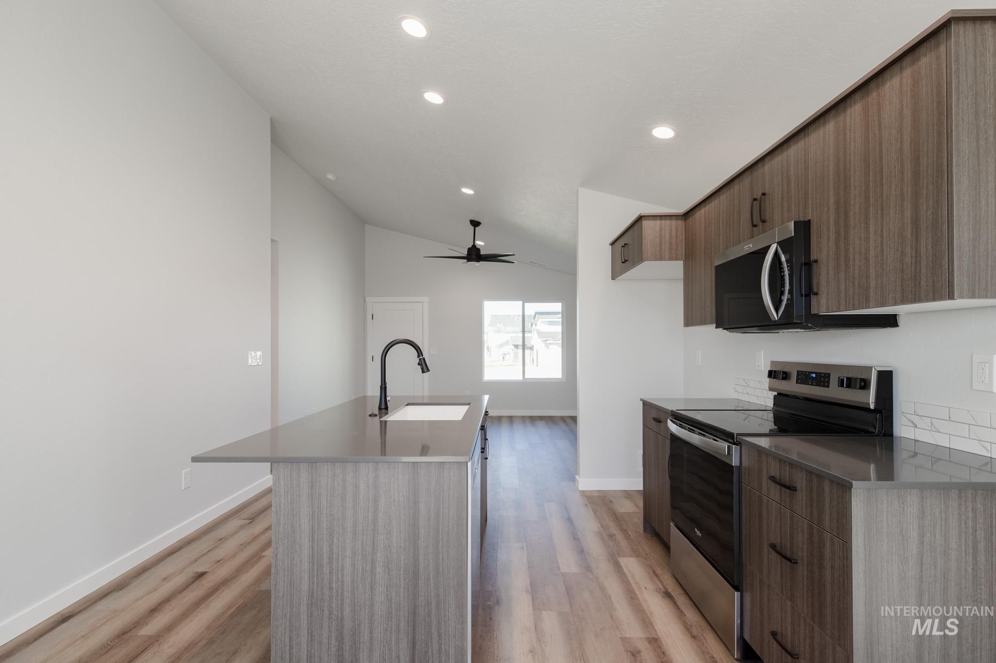 5490 S Bittercreek Ave, Meridian, Idaho 83642, 3 Bedrooms, 2 Bathrooms, Residential For Sale, Price $404,990, 98975513