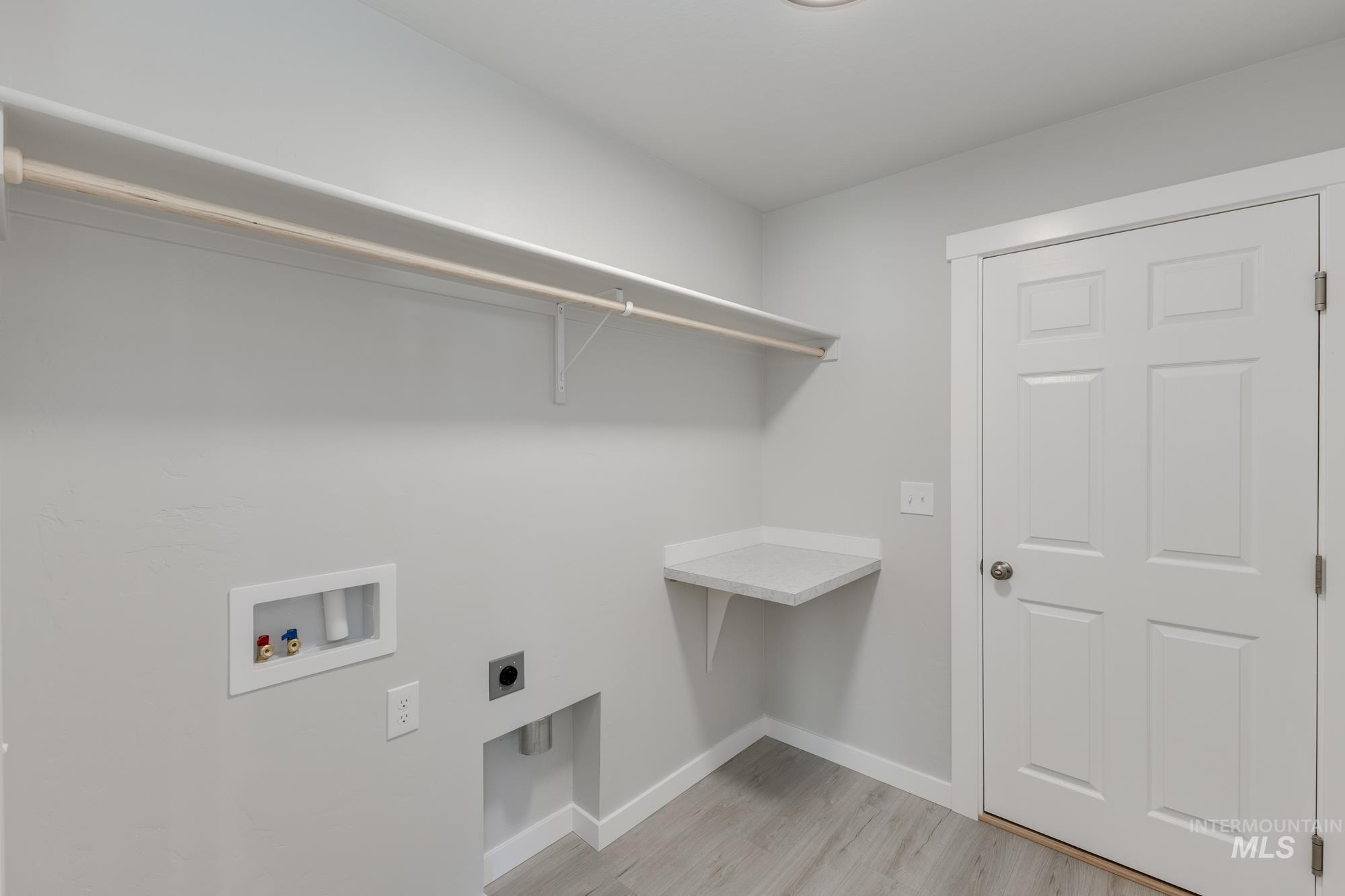 5474 S Bittercreek Ave, Meridian, Idaho 83642, 4 Bedrooms, 2 Bathrooms, Residential For Sale, Price $464,990, 98975514