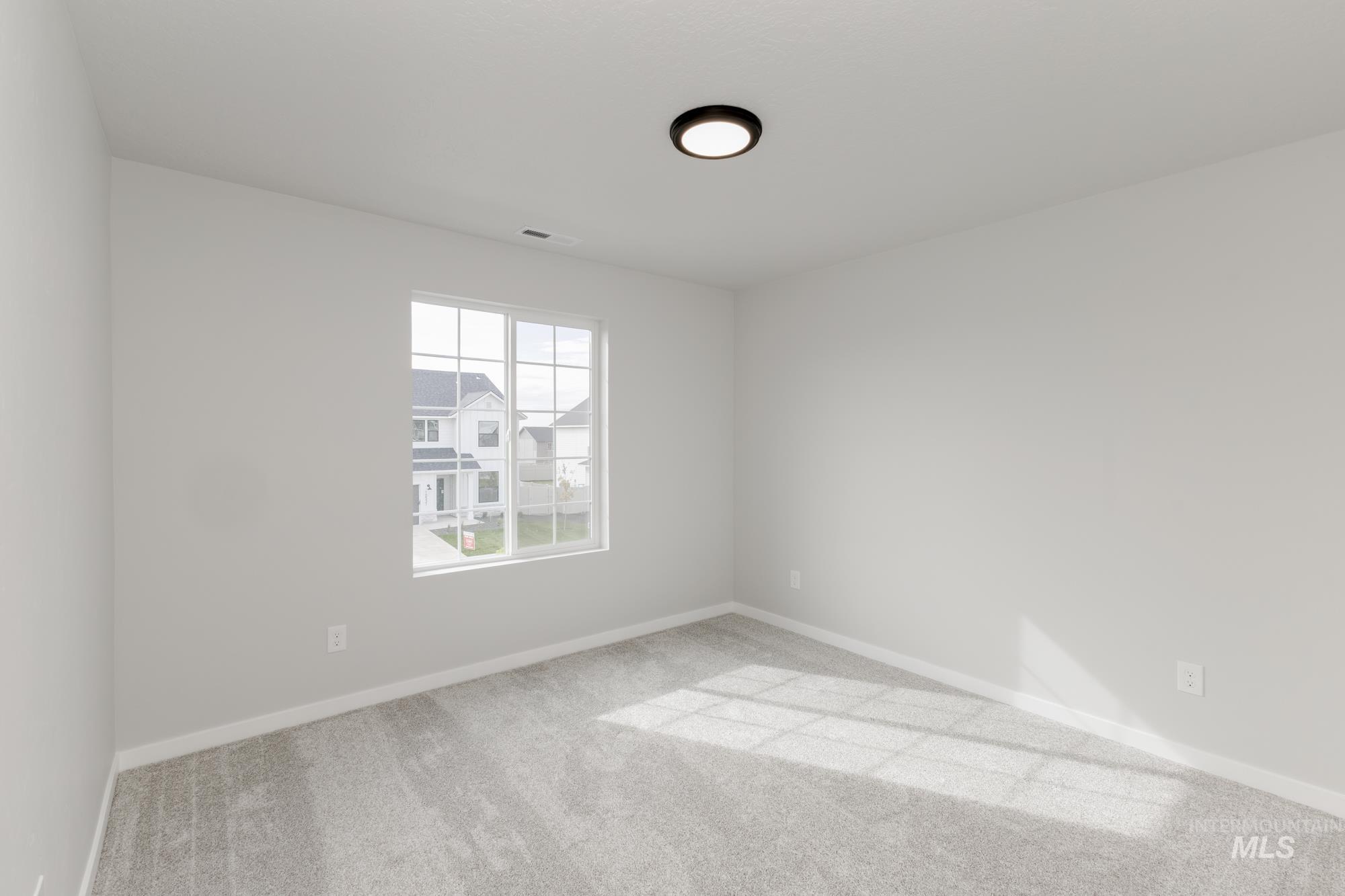 5476 S Desert Cactus Ave, Meridian, Idaho 83642, 5 Bedrooms, 3 Bathrooms, Residential For Sale, Price $549,990,MLS 98975516