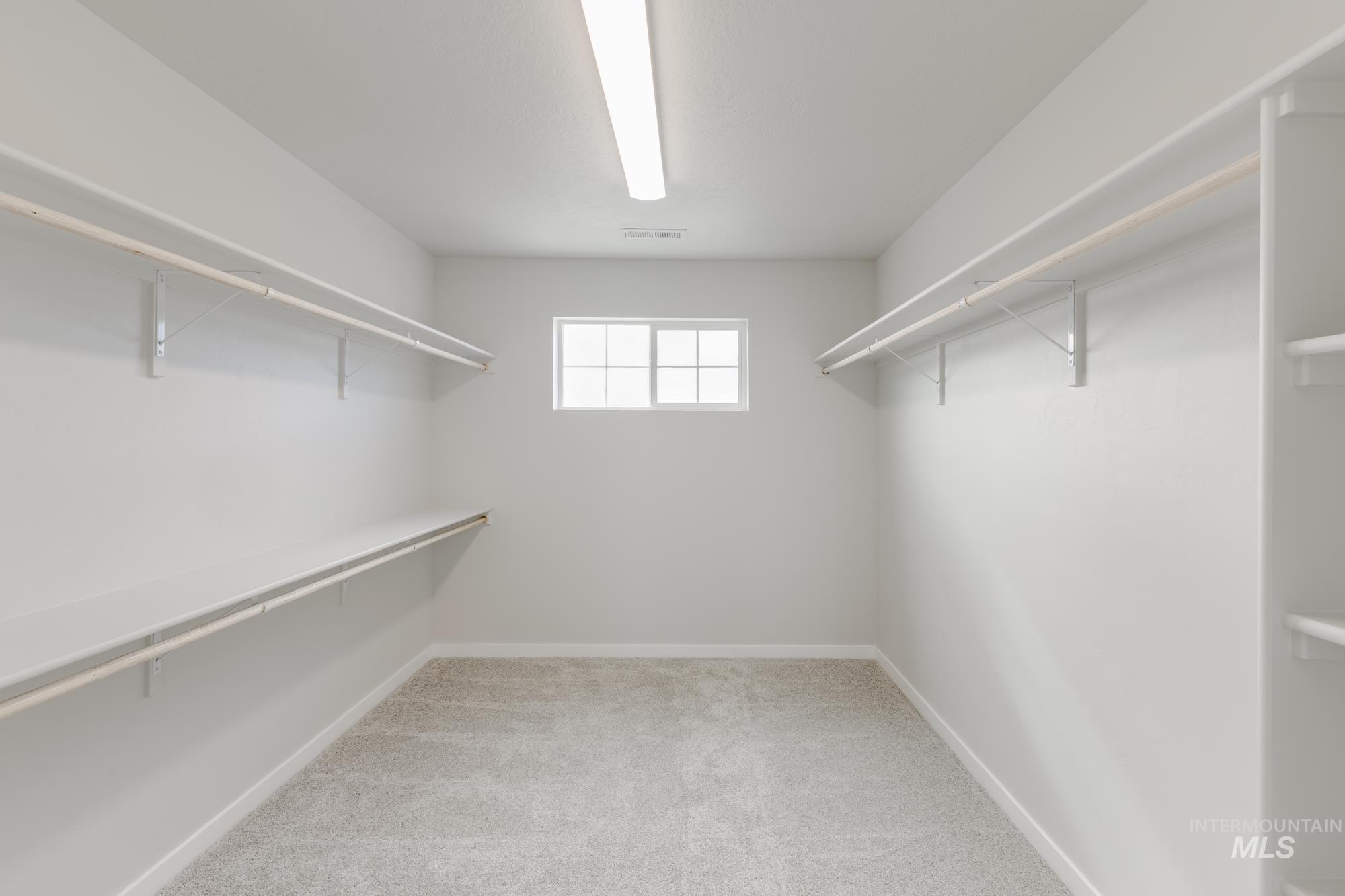 5476 S Desert Cactus Ave, Meridian, Idaho 83642, 5 Bedrooms, 3 Bathrooms, Residential For Sale, Price $549,990,MLS 98975516