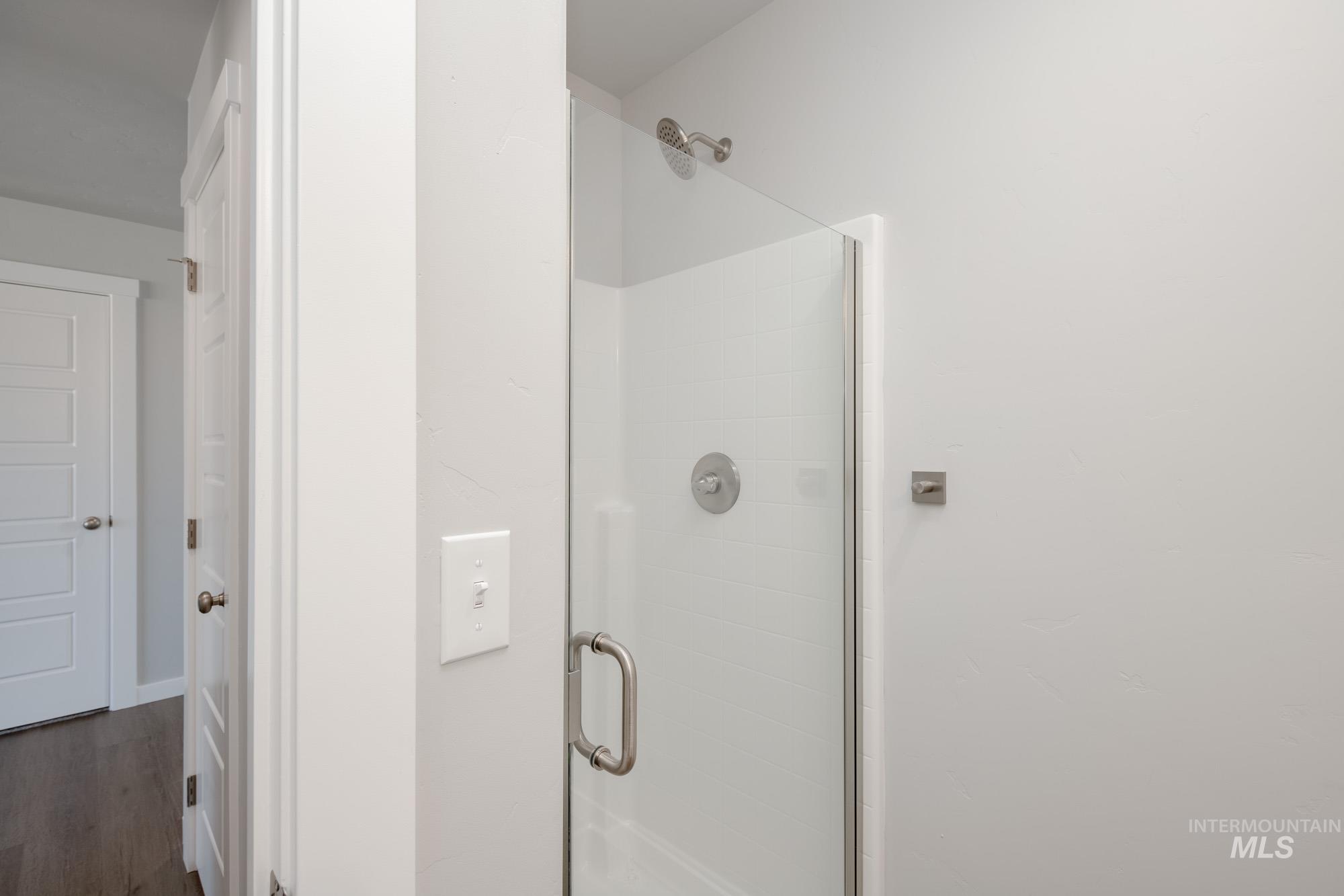 5450 S Desert Cactus Ave, Meridian, Idaho 83642, 5 Bedrooms, 3 Bathrooms, Residential For Sale, Price $559,990,MLS 98975517