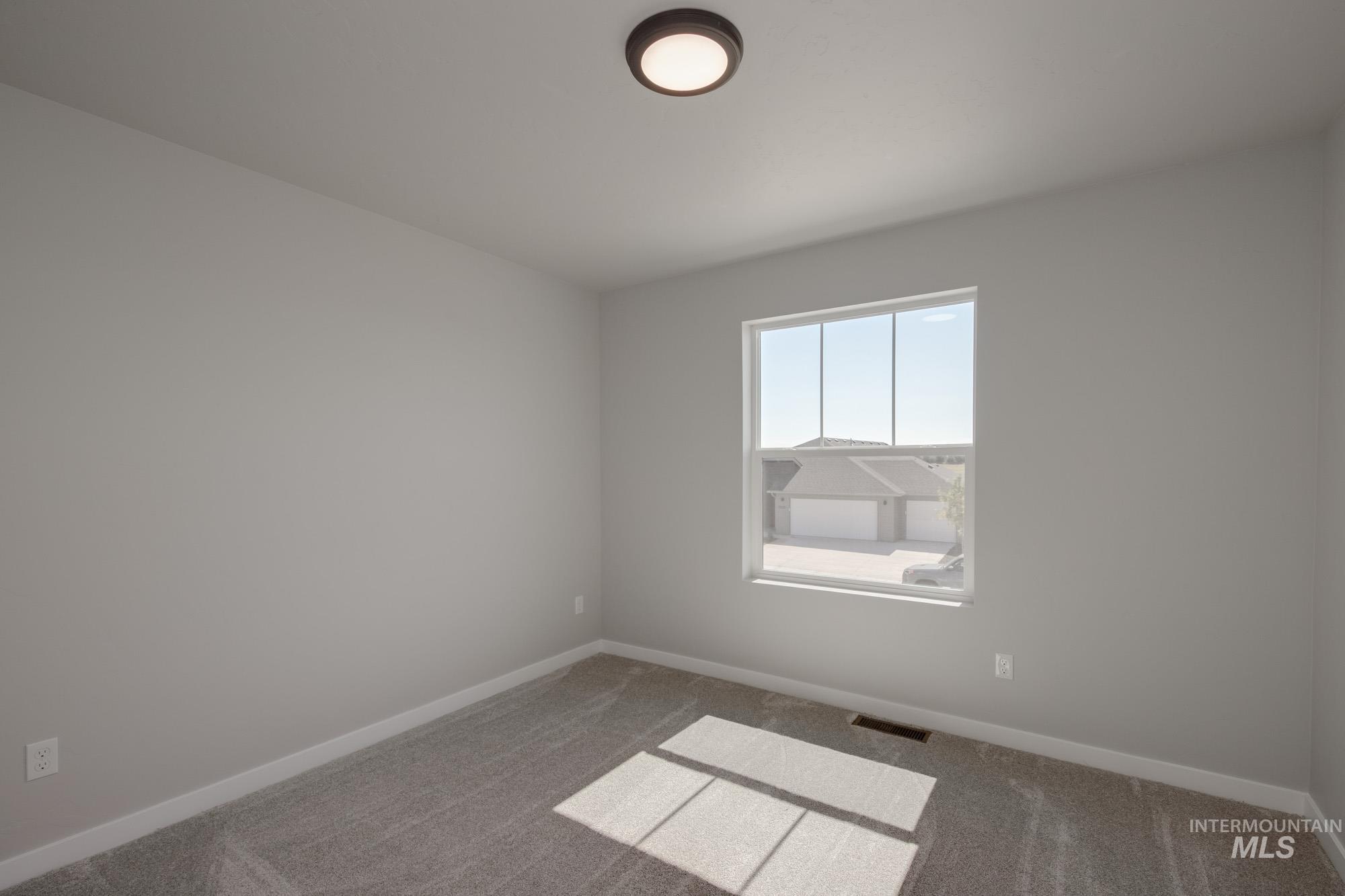 5450 S Desert Cactus Ave, Meridian, Idaho 83642, 5 Bedrooms, 3 Bathrooms, Residential For Sale, Price $559,990,MLS 98975517