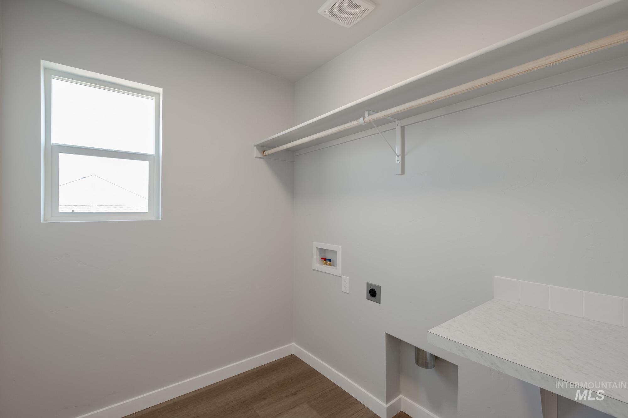 5450 S Desert Cactus Ave, Meridian, Idaho 83642, 5 Bedrooms, 3 Bathrooms, Residential For Sale, Price $559,990,MLS 98975517