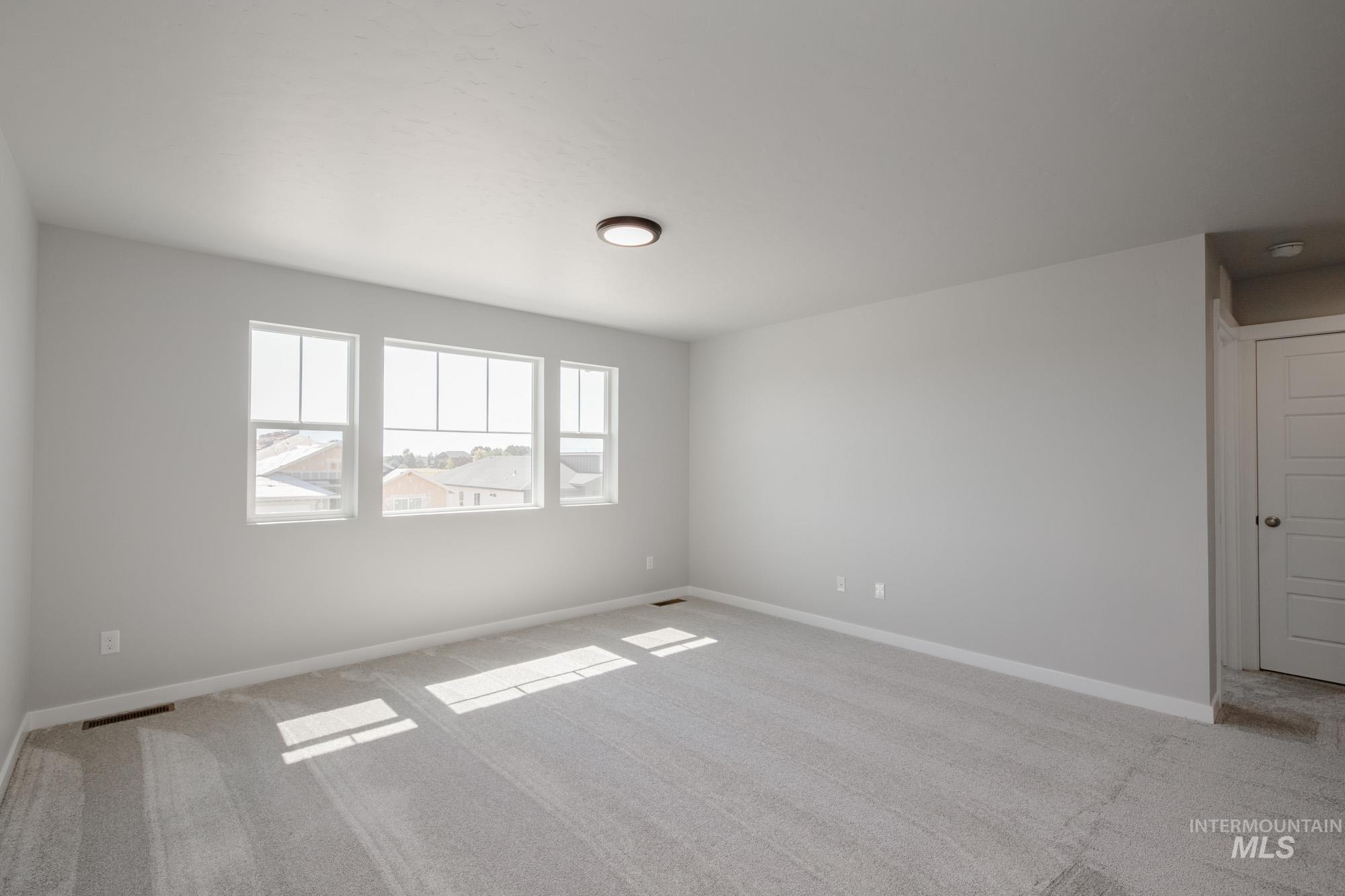 5450 S Desert Cactus Ave, Meridian, Idaho 83642, 5 Bedrooms, 3 Bathrooms, Residential For Sale, Price $559,990,MLS 98975517