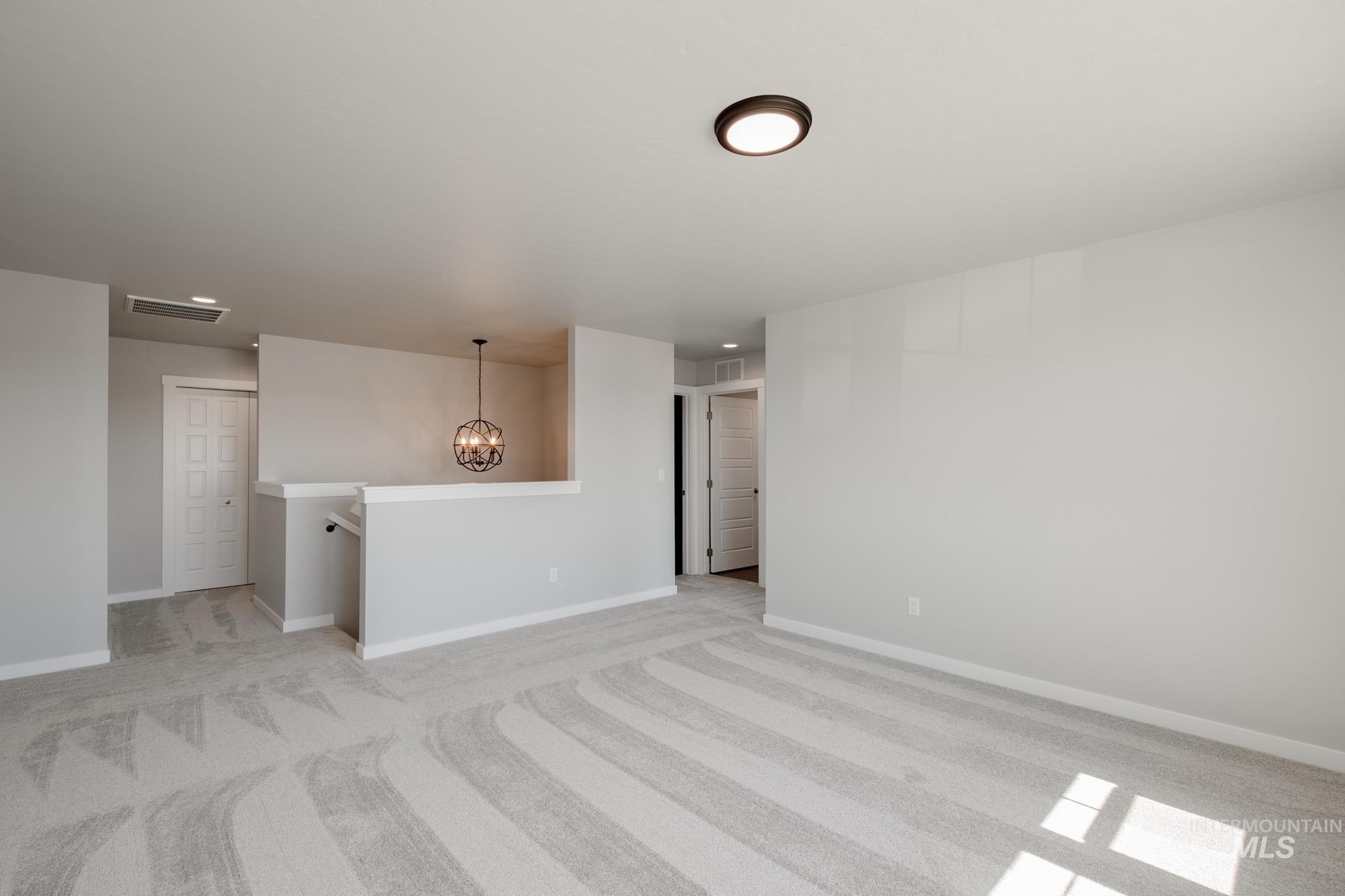 5450 S Desert Cactus Ave, Meridian, Idaho 83642, 5 Bedrooms, 3 Bathrooms, Residential For Sale, Price $559,990,MLS 98975517