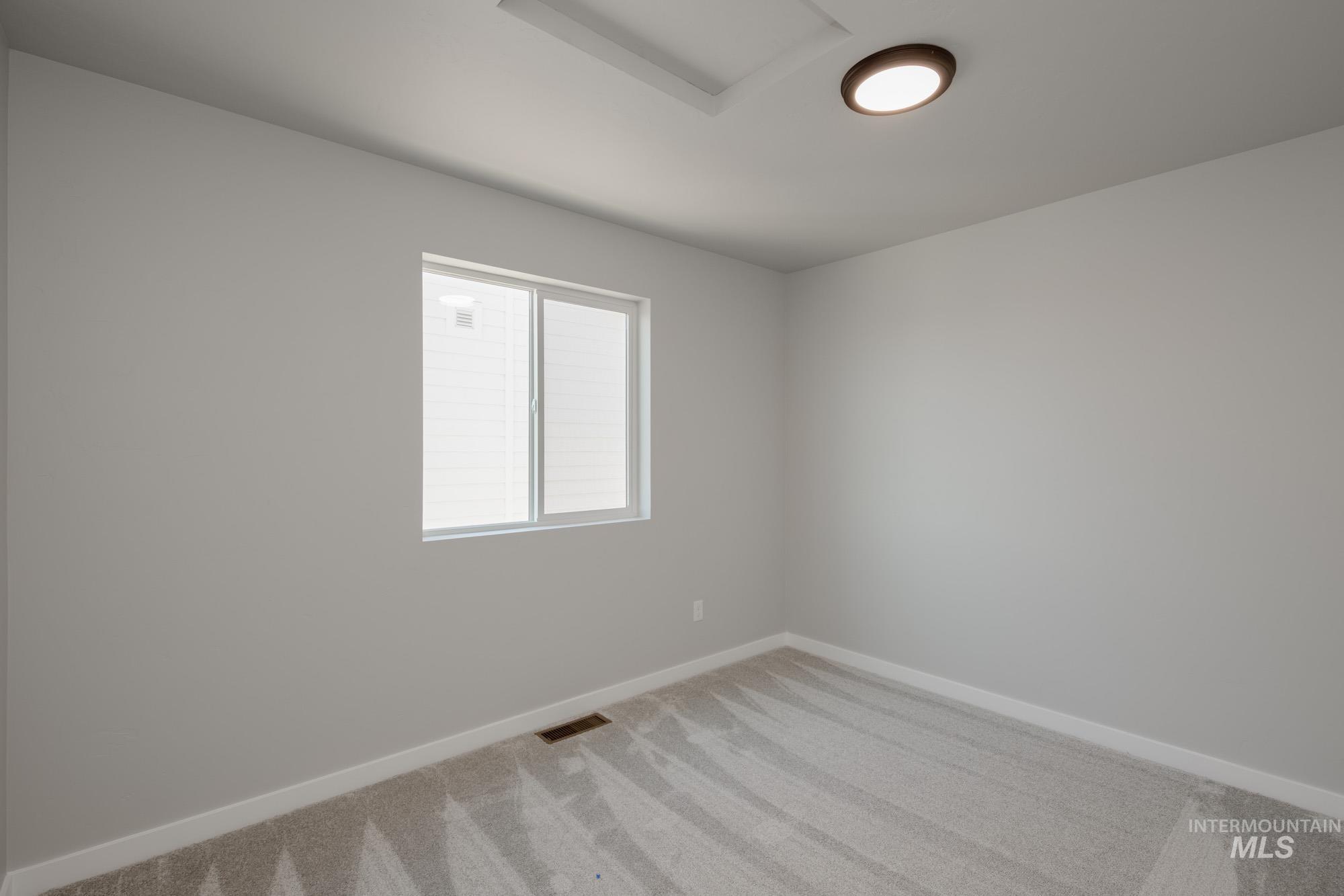 5450 S Desert Cactus Ave, Meridian, Idaho 83642, 5 Bedrooms, 3 Bathrooms, Residential For Sale, Price $559,990,MLS 98975517