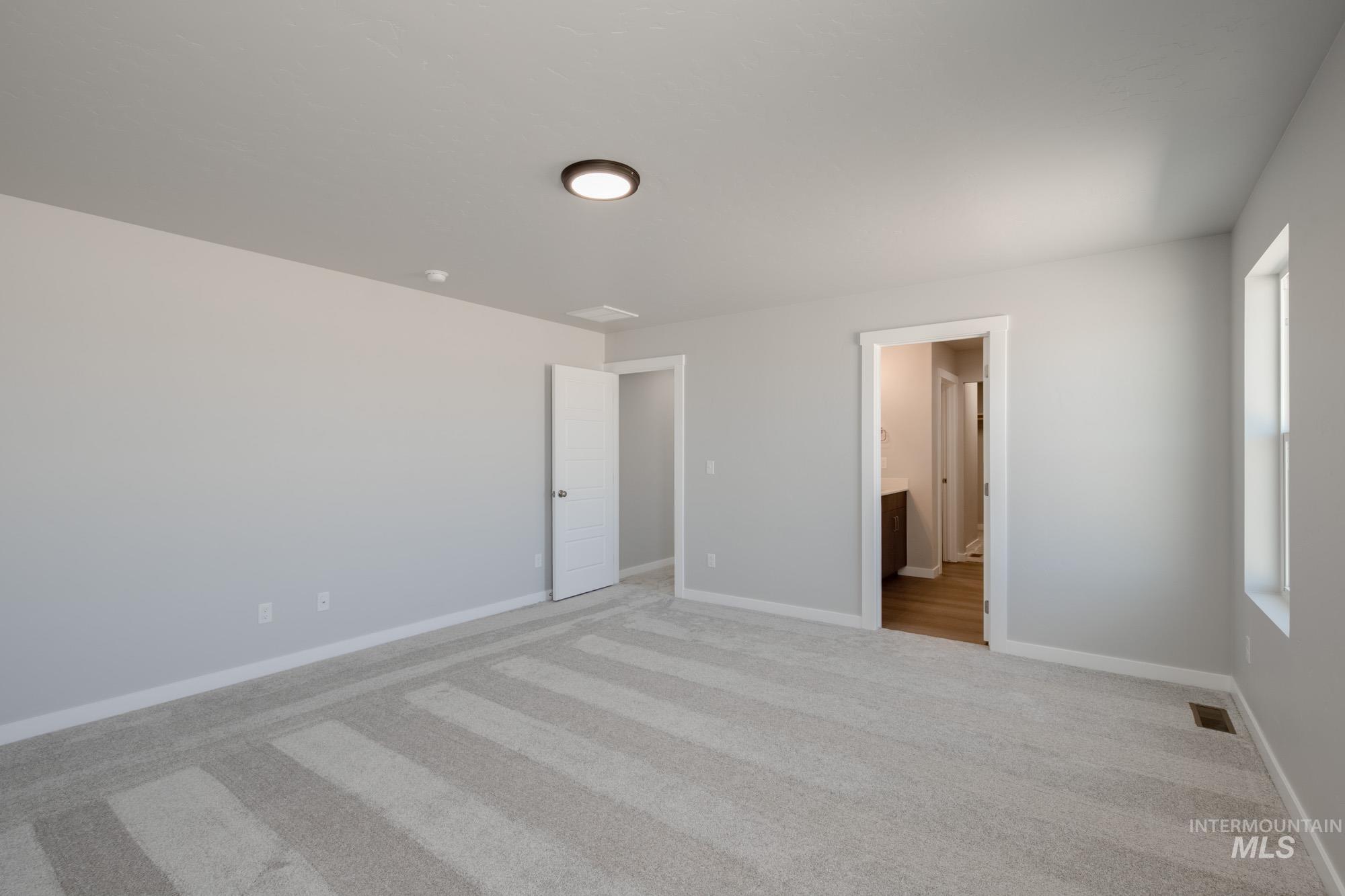 5450 S Desert Cactus Ave, Meridian, Idaho 83642, 5 Bedrooms, 3 Bathrooms, Residential For Sale, Price $559,990,MLS 98975517