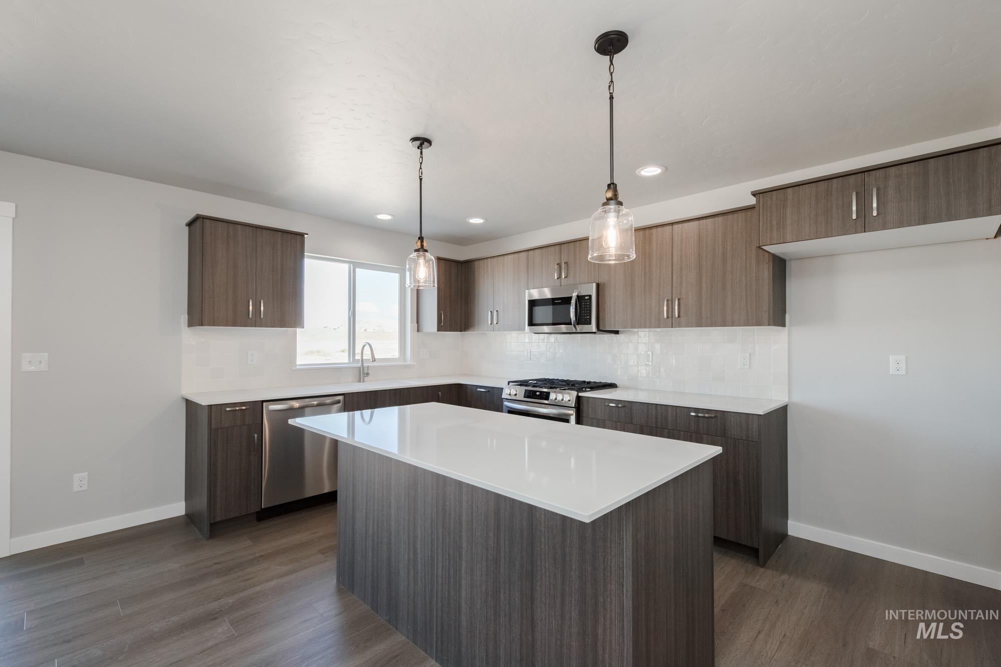 5450 S Desert Cactus Ave, Meridian, Idaho 83642, 5 Bedrooms, 3 Bathrooms, Residential For Sale, Price $559,990,MLS 98975517