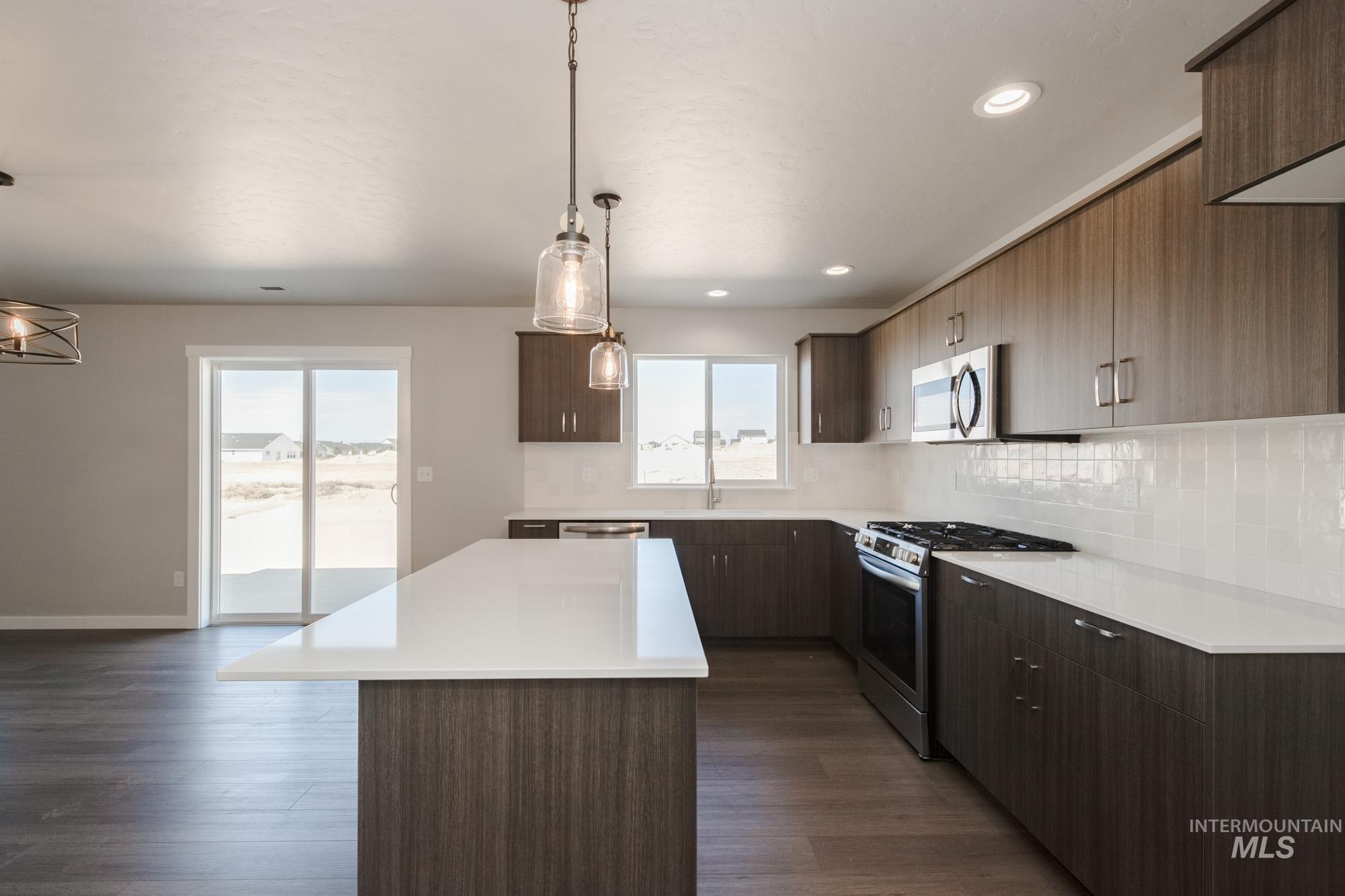 5450 S Desert Cactus Ave, Meridian, Idaho 83642, 5 Bedrooms, 3 Bathrooms, Residential For Sale, Price $559,990,MLS 98975517