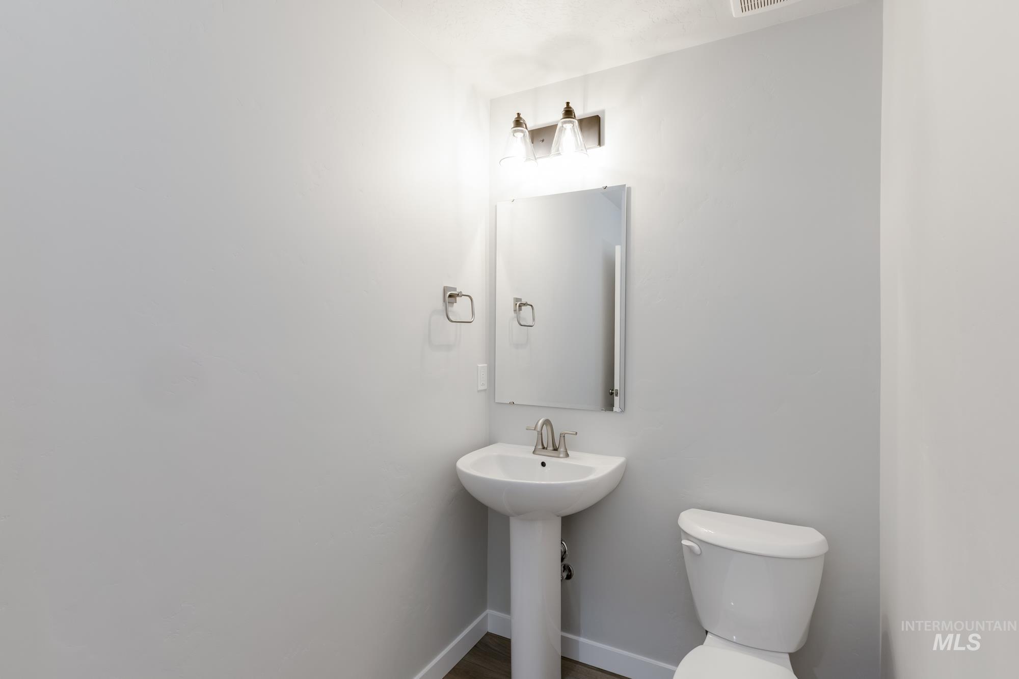 5426 S Desert Cactus Ave, Meridian, Idaho 83642, 4 Bedrooms, 2.5 Bathrooms, Residential For Sale, Price $539,990,MLS 98975518