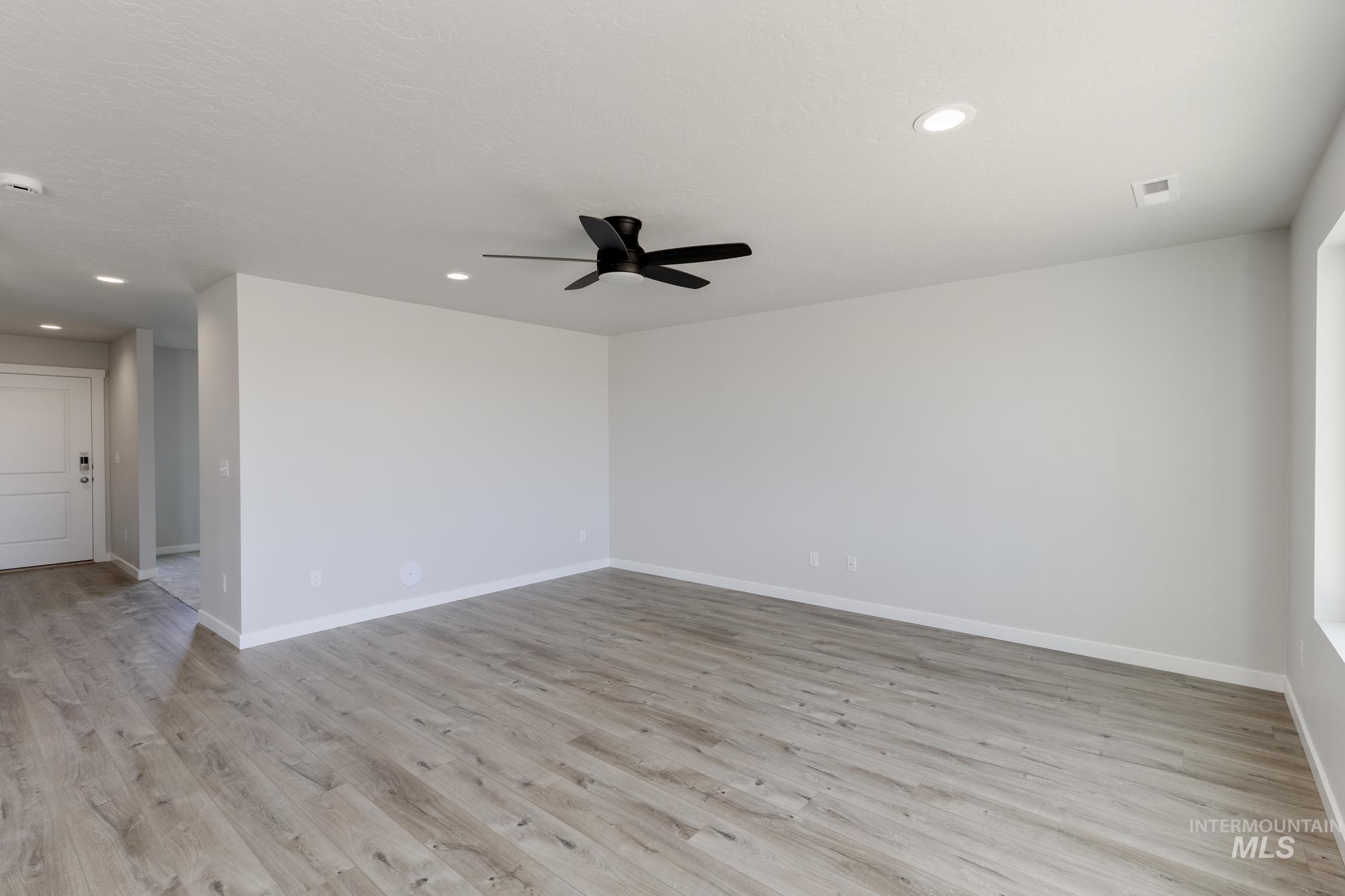 5426 S Desert Cactus Ave, Meridian, Idaho 83642, 4 Bedrooms, 2.5 Bathrooms, Residential For Sale, Price $539,990,MLS 98975518