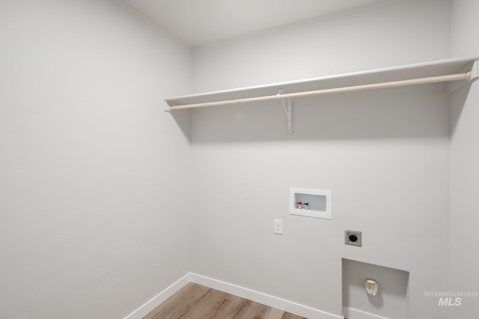 5415 S Bittercreek Ave, Meridian, Idaho 83642, 4 Bedrooms, 2.5 Bathrooms, Residential For Sale, Price $540,990,MLS 98975519