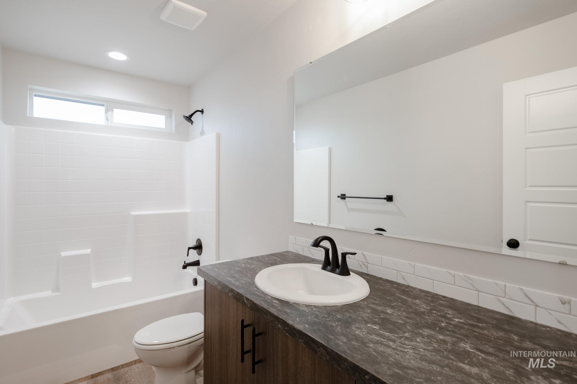 5415 S Bittercreek Ave, Meridian, Idaho 83642, 4 Bedrooms, 2.5 Bathrooms, Residential For Sale, Price $540,990,MLS 98975519