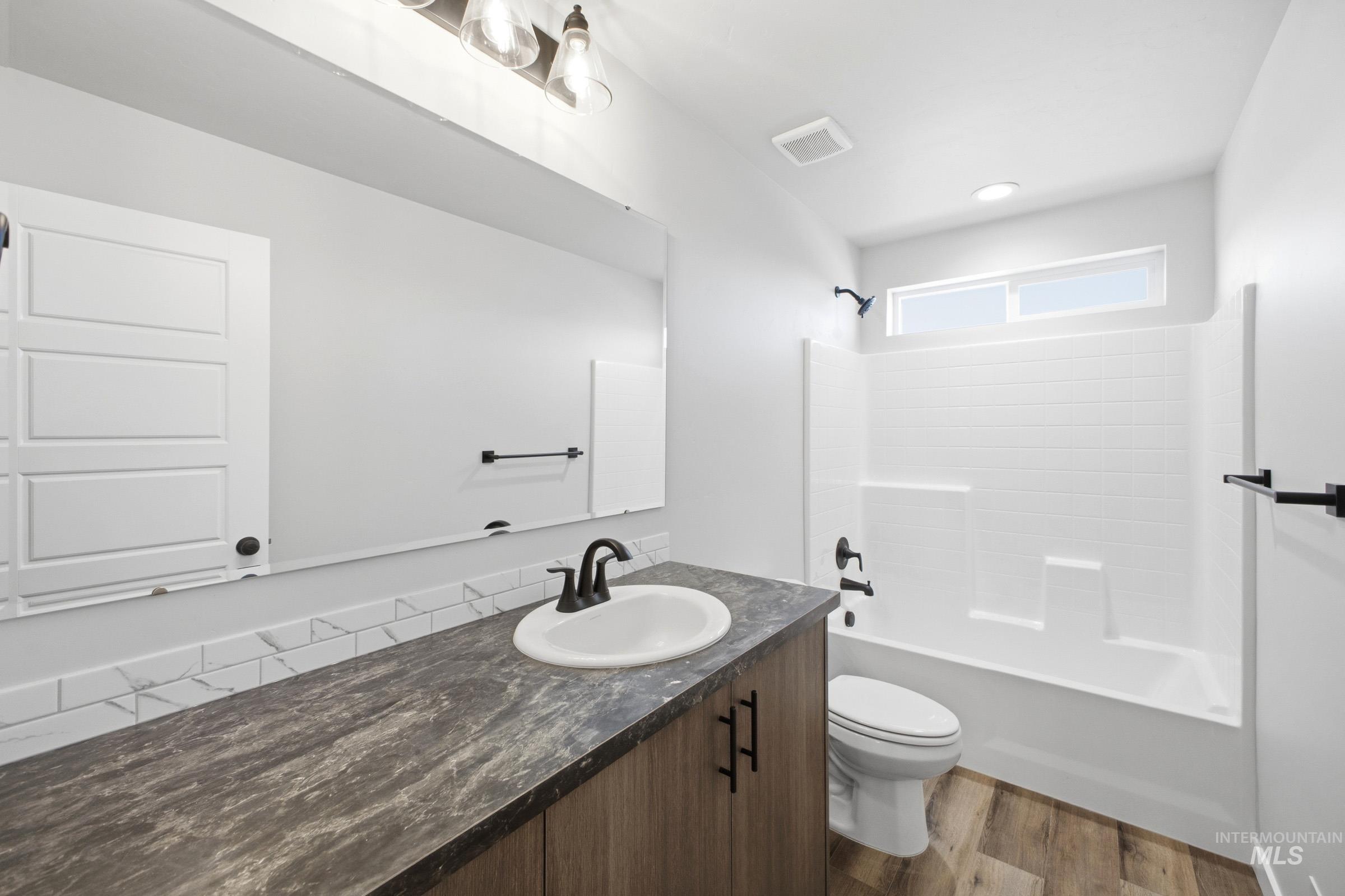 5415 S Bittercreek Ave, Meridian, Idaho 83642, 4 Bedrooms, 2.5 Bathrooms, Residential For Sale, Price $540,990,MLS 98975519