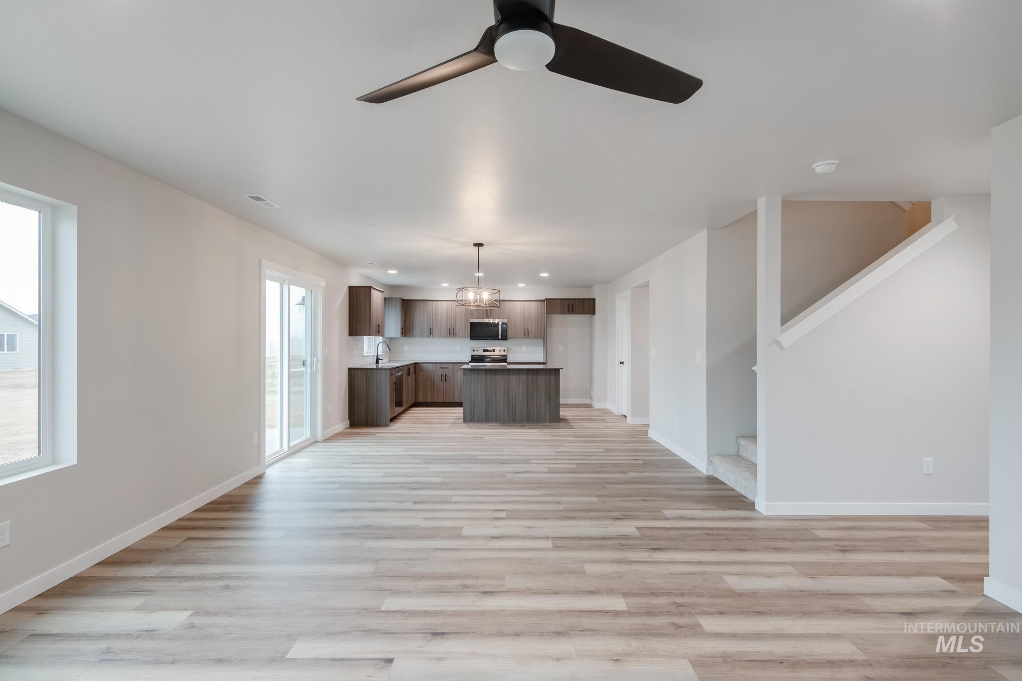 5415 S Bittercreek Ave, Meridian, Idaho 83642, 4 Bedrooms, 2.5 Bathrooms, Residential For Sale, Price $540,990,MLS 98975519