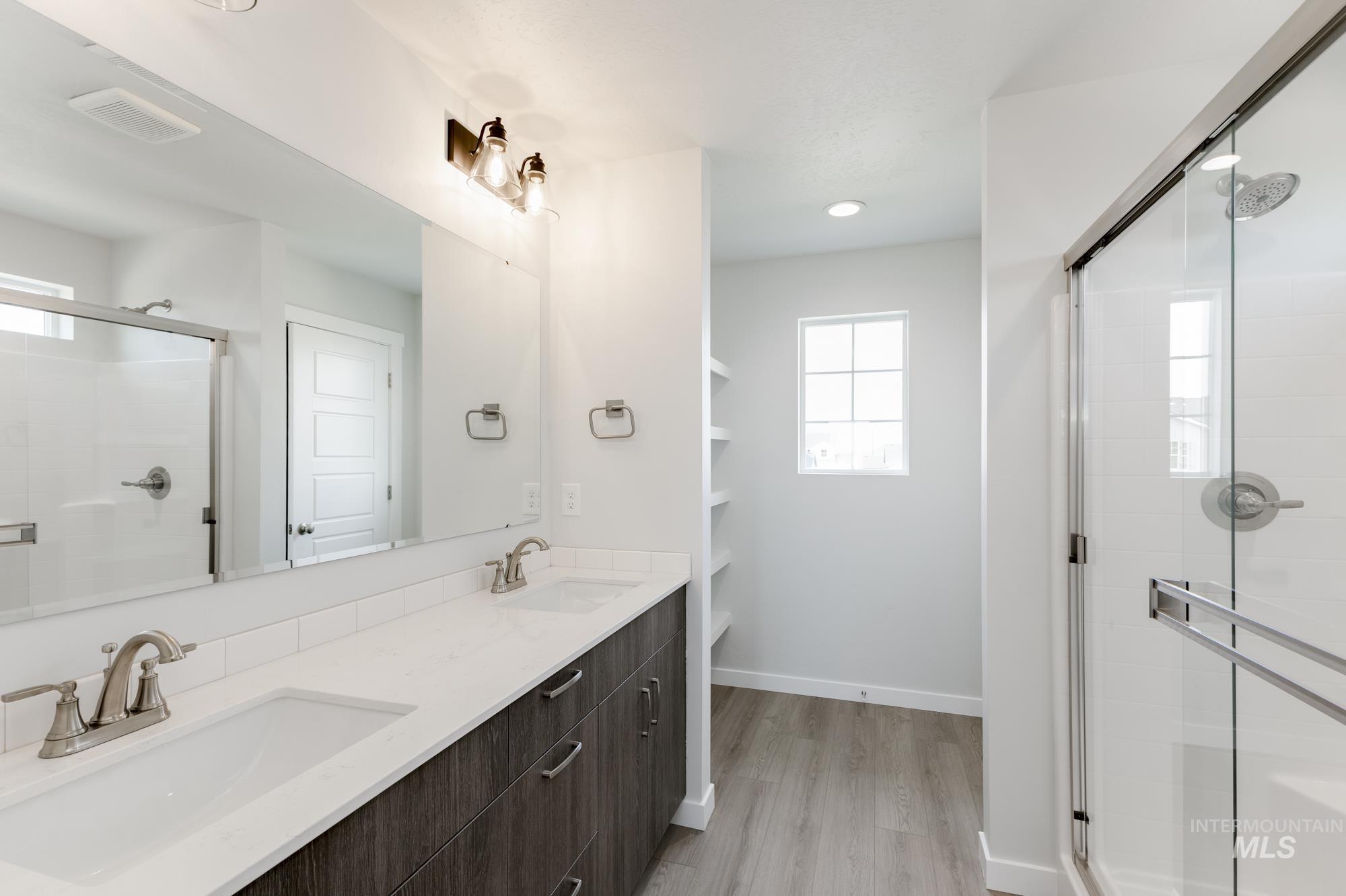 5433 S Bittercreek Ave, Meridian, Idaho 83642, 4 Bedrooms, 2.5 Bathrooms, Residential For Sale, Price $479,990, 98975520