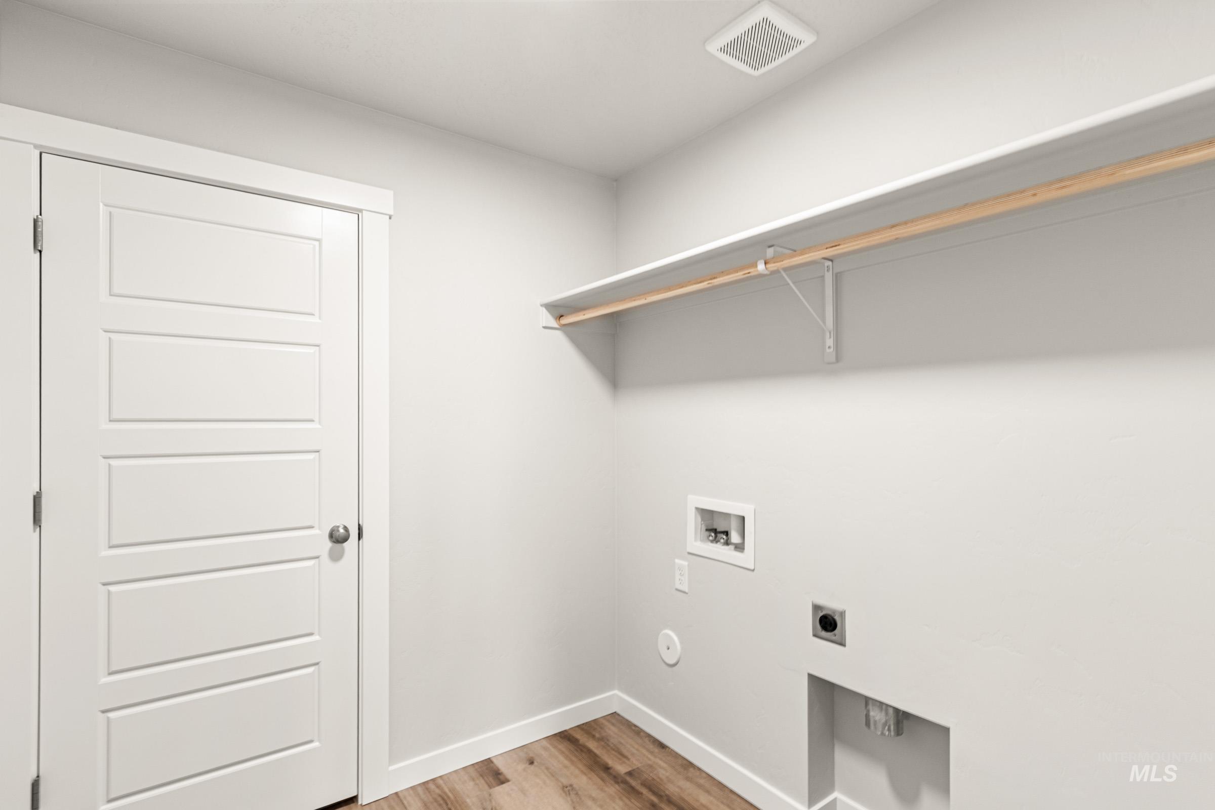 5439 S Desert Cactus Ave, Meridian, Idaho 83642, 4 Bedrooms, 2 Bathrooms, Residential For Sale, Price $474,990, 98975523