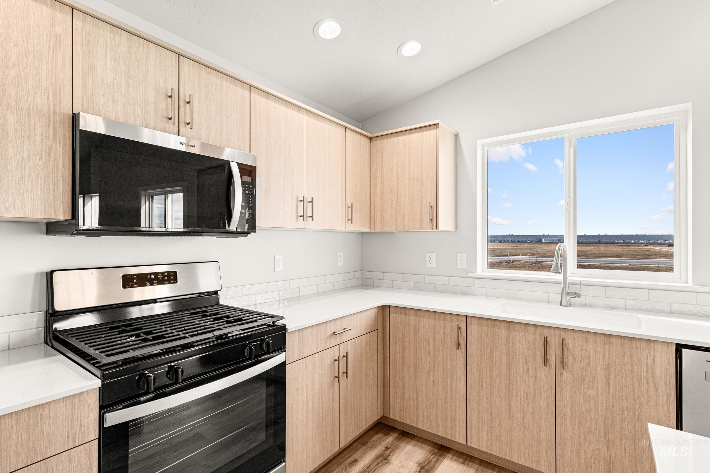 5439 S Desert Cactus Ave, Meridian, Idaho 83642, 4 Bedrooms, 2 Bathrooms, Residential For Sale, Price $474,990, 98975523