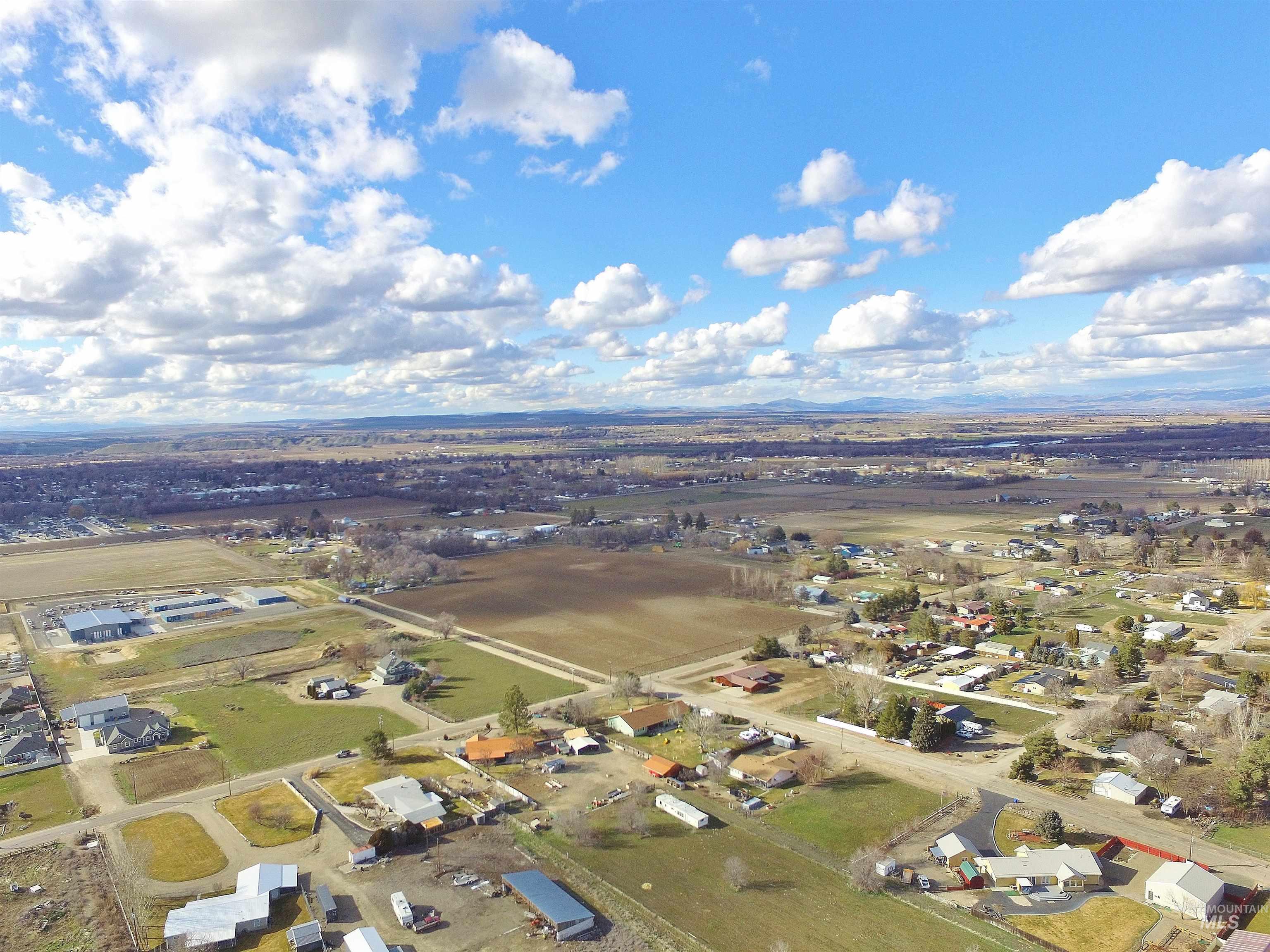 2465 Augusta Ave, Payette, Idaho 83661, 3 Bedrooms, 2 Bathrooms, Residential For Sale, Price $495,900, 98975524