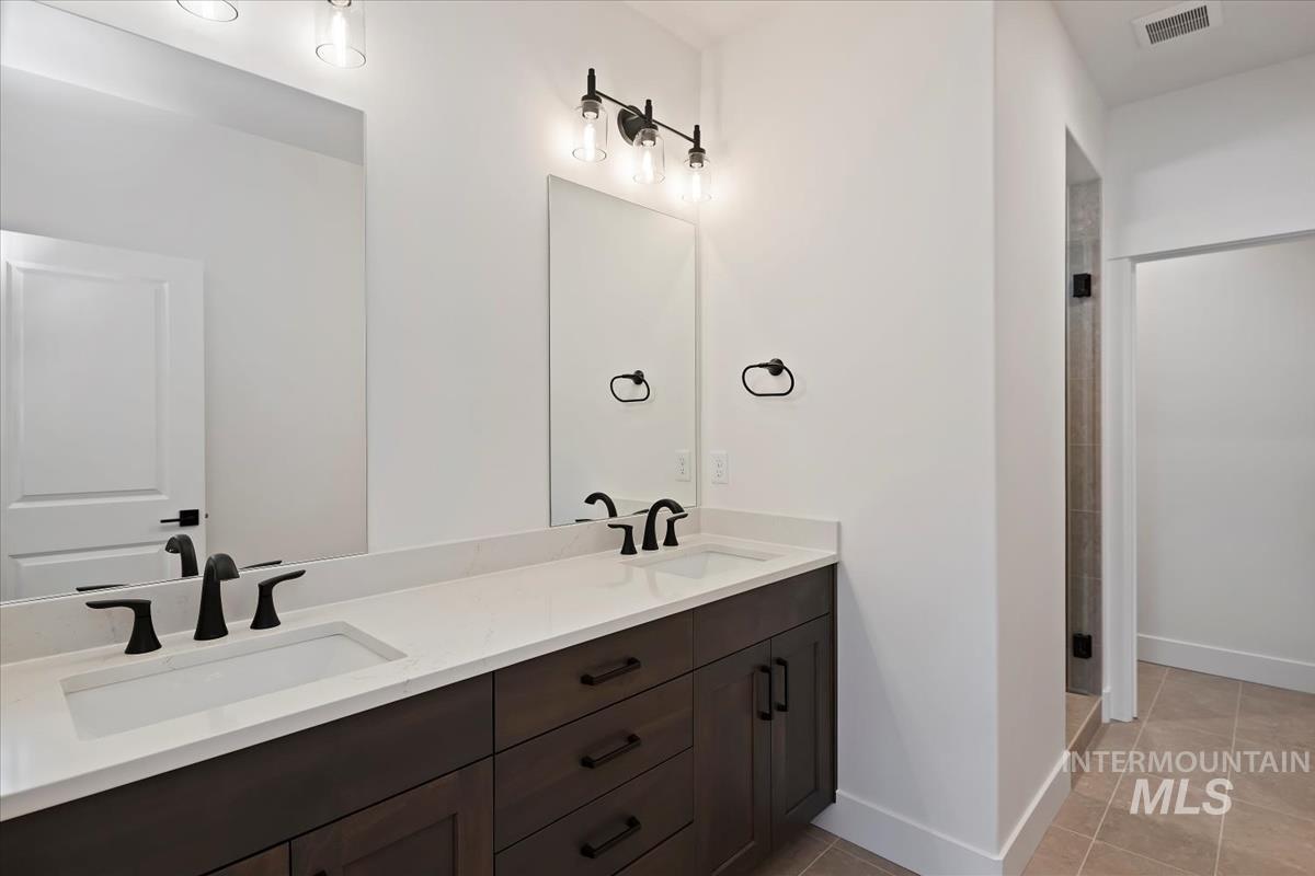 6534 E Lucy Drive, Eagle, Idaho 63629, 3 Bedrooms, 2 Bathrooms, Residential For Sale, Price $539,880, 98975526