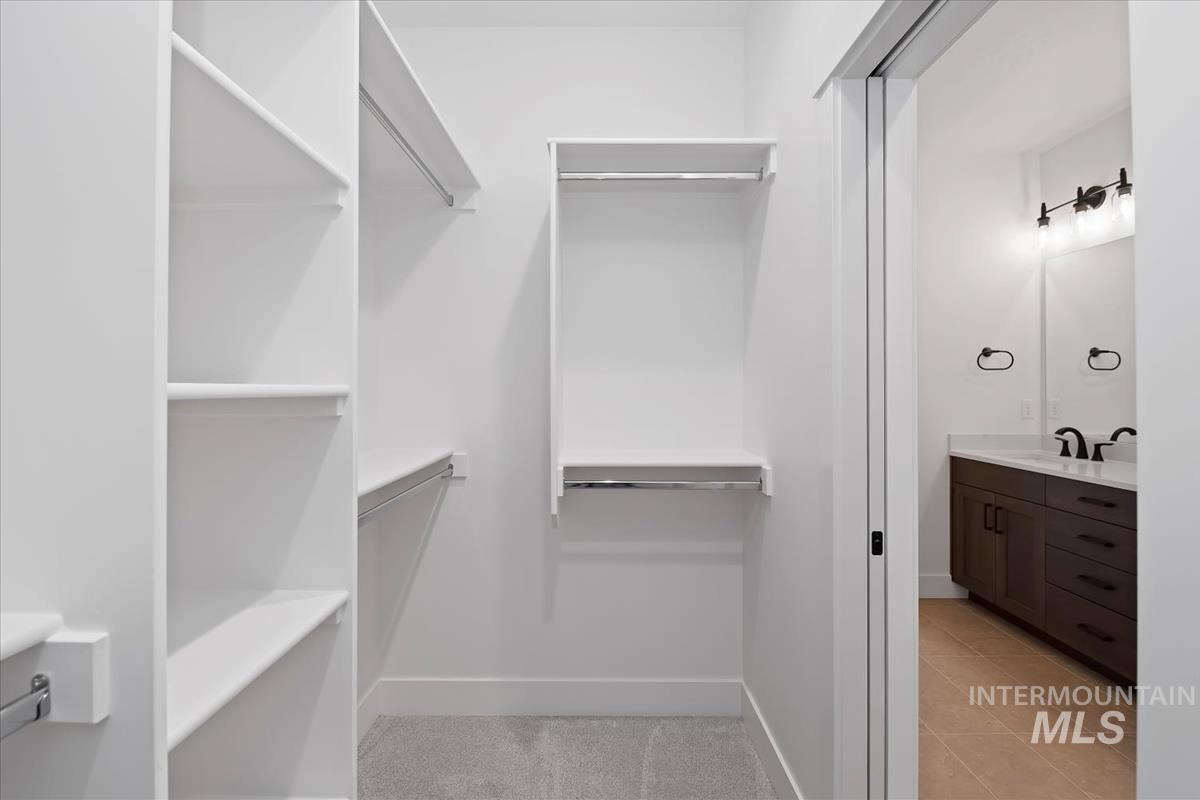 6534 E Lucy Drive, Eagle, Idaho 63629, 3 Bedrooms, 2 Bathrooms, Residential For Sale, Price $539,880, 98975526