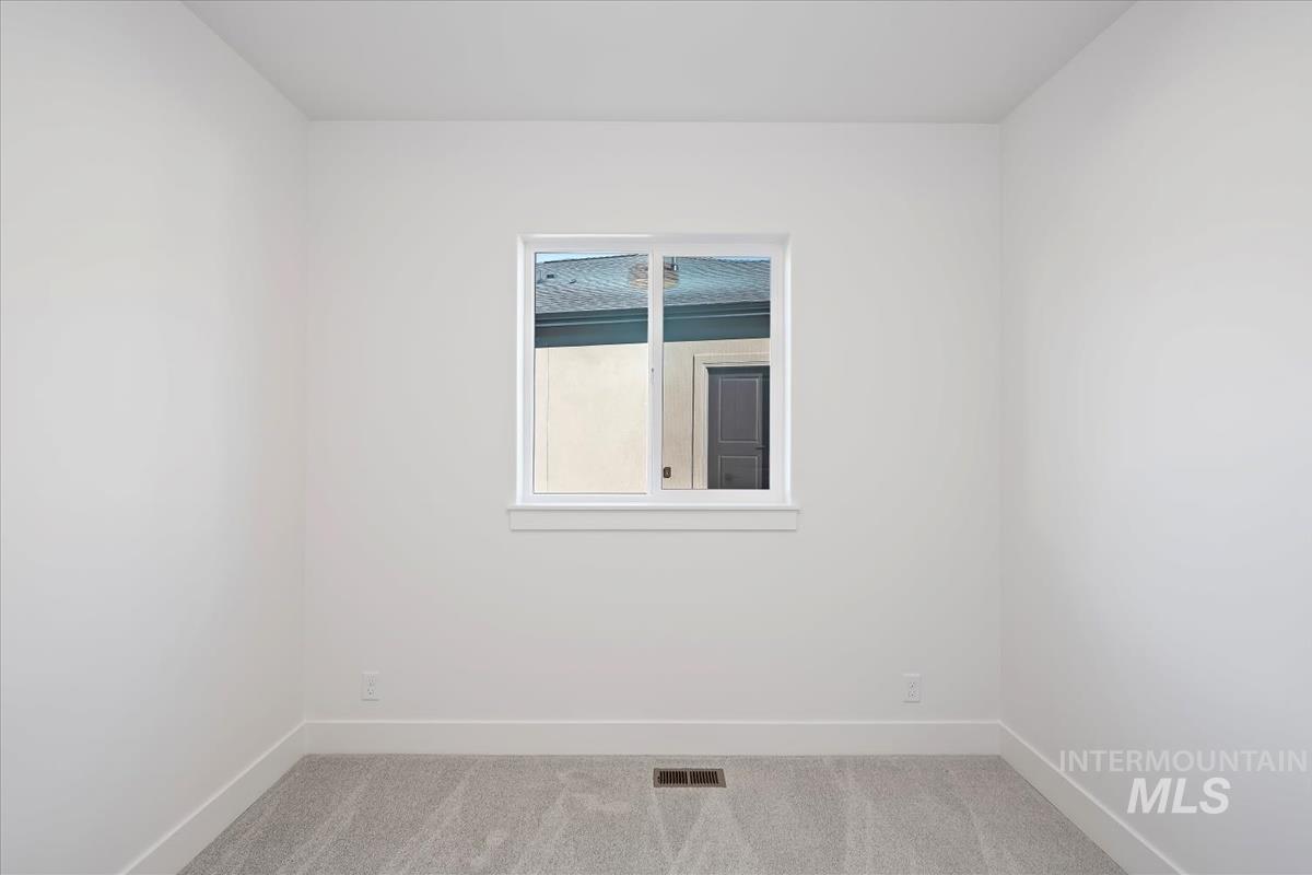 6534 E Lucy Drive, Eagle, Idaho 63629, 3 Bedrooms, 2 Bathrooms, Residential For Sale, Price $539,880, 98975526