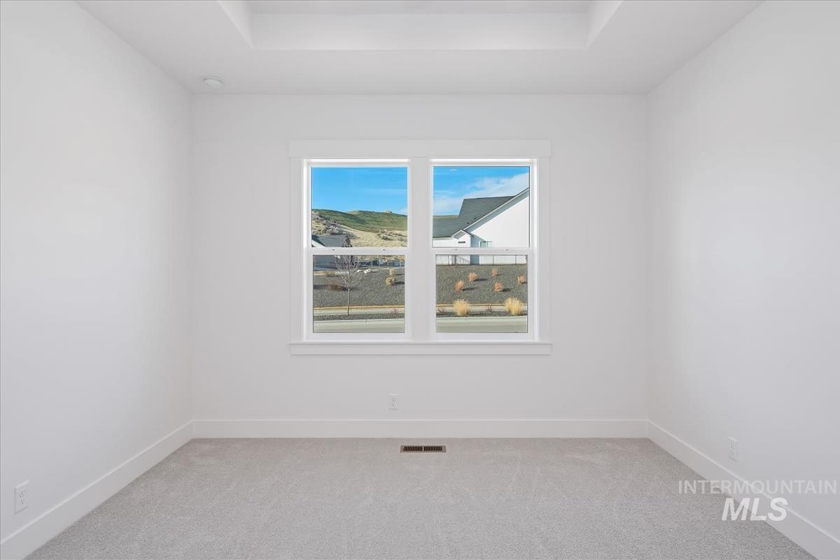 6534 E Lucy Drive, Eagle, Idaho 63629, 3 Bedrooms, 2 Bathrooms, Residential For Sale, Price $539,880, 98975526